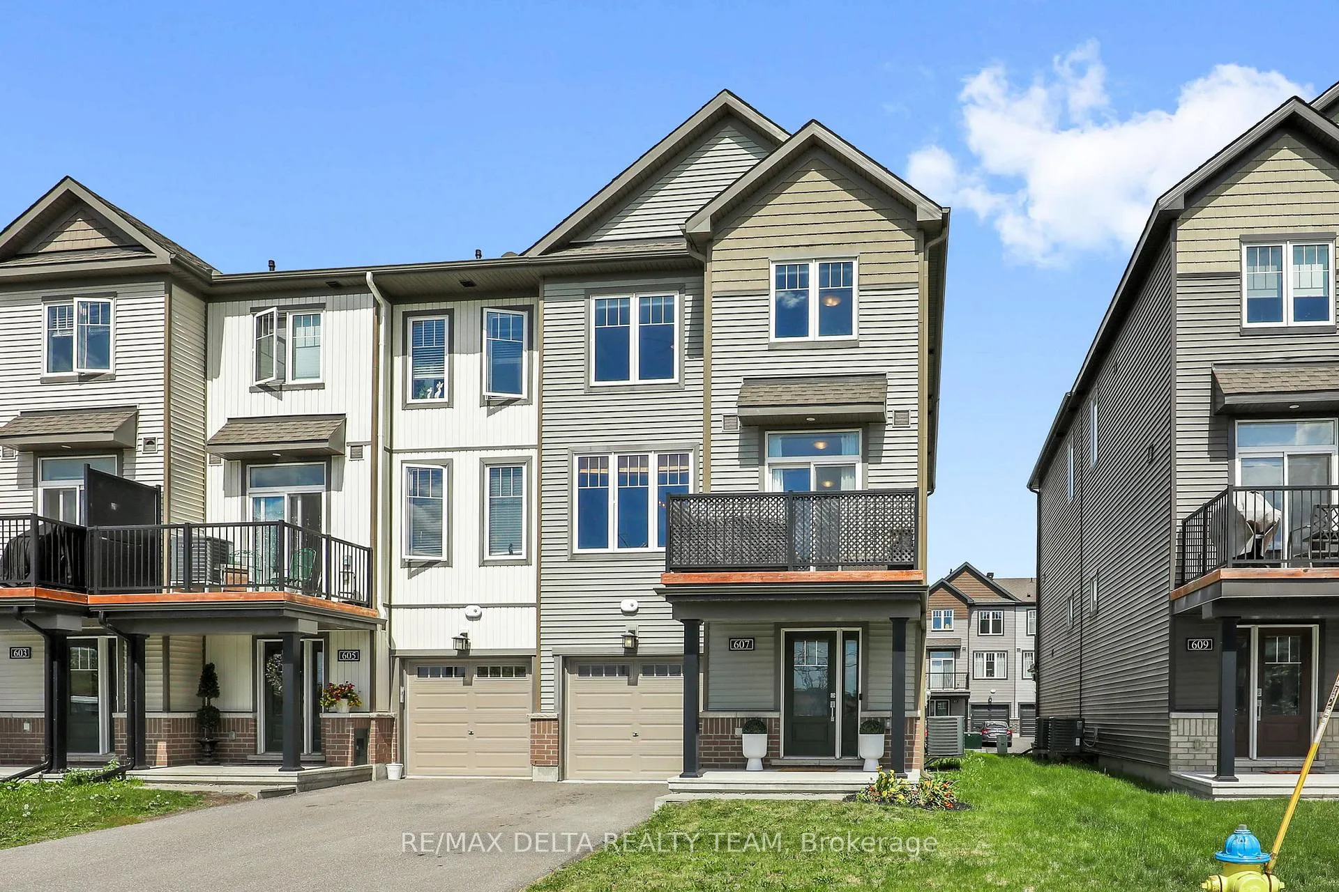 Photo 3 of 607 Prominence Way, Ottawa, Avalon East — HOMEH