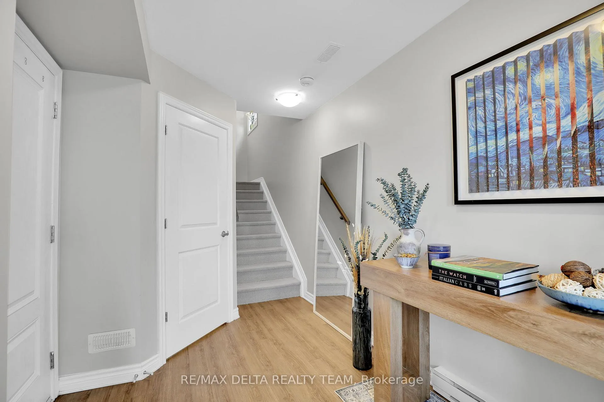 Photo 5 of 607 Prominence Way, Ottawa, Avalon East — HOMEH