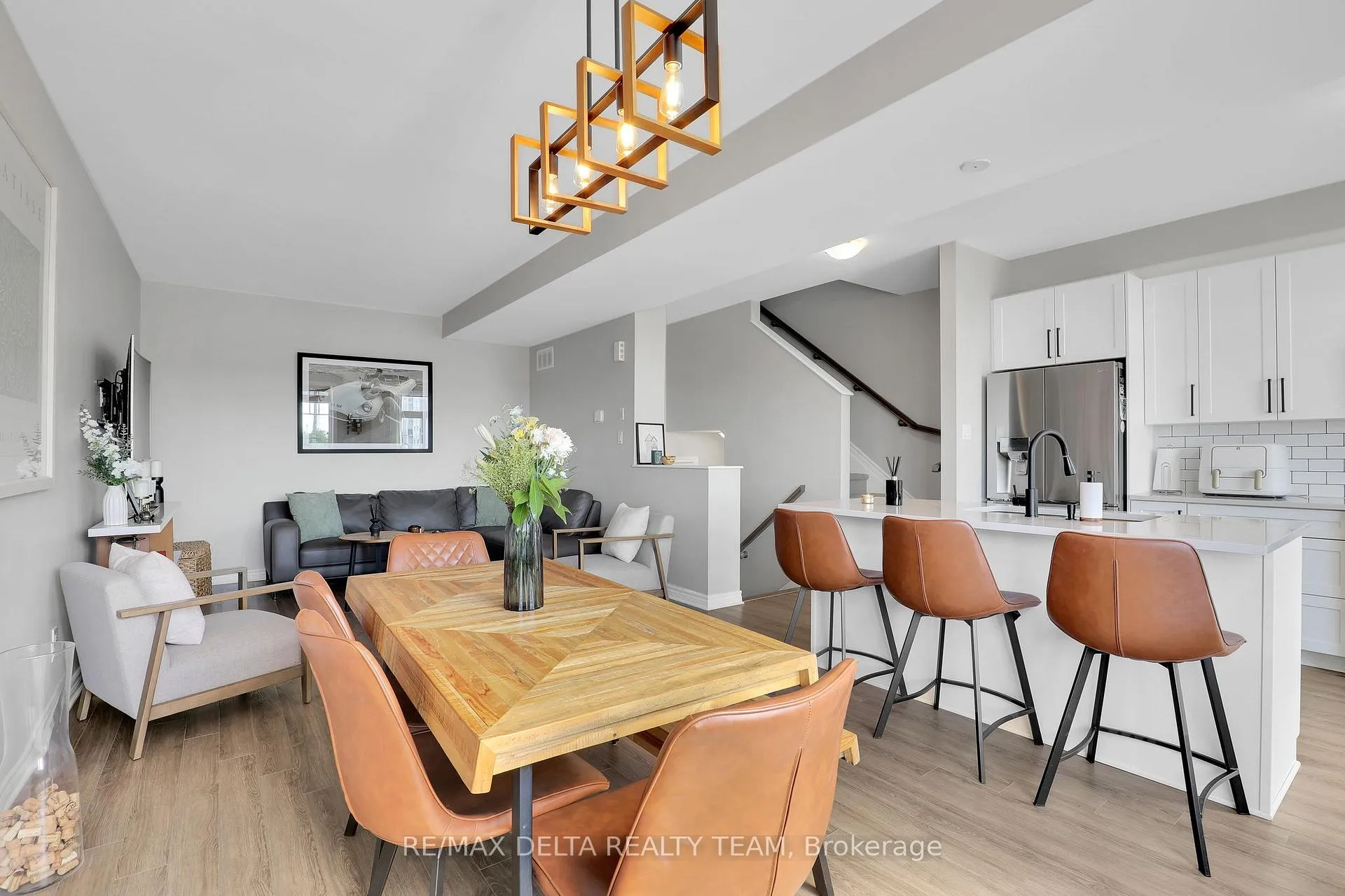 Photo 12 of 607 Prominence Way, Ottawa, Avalon East — HOMEH