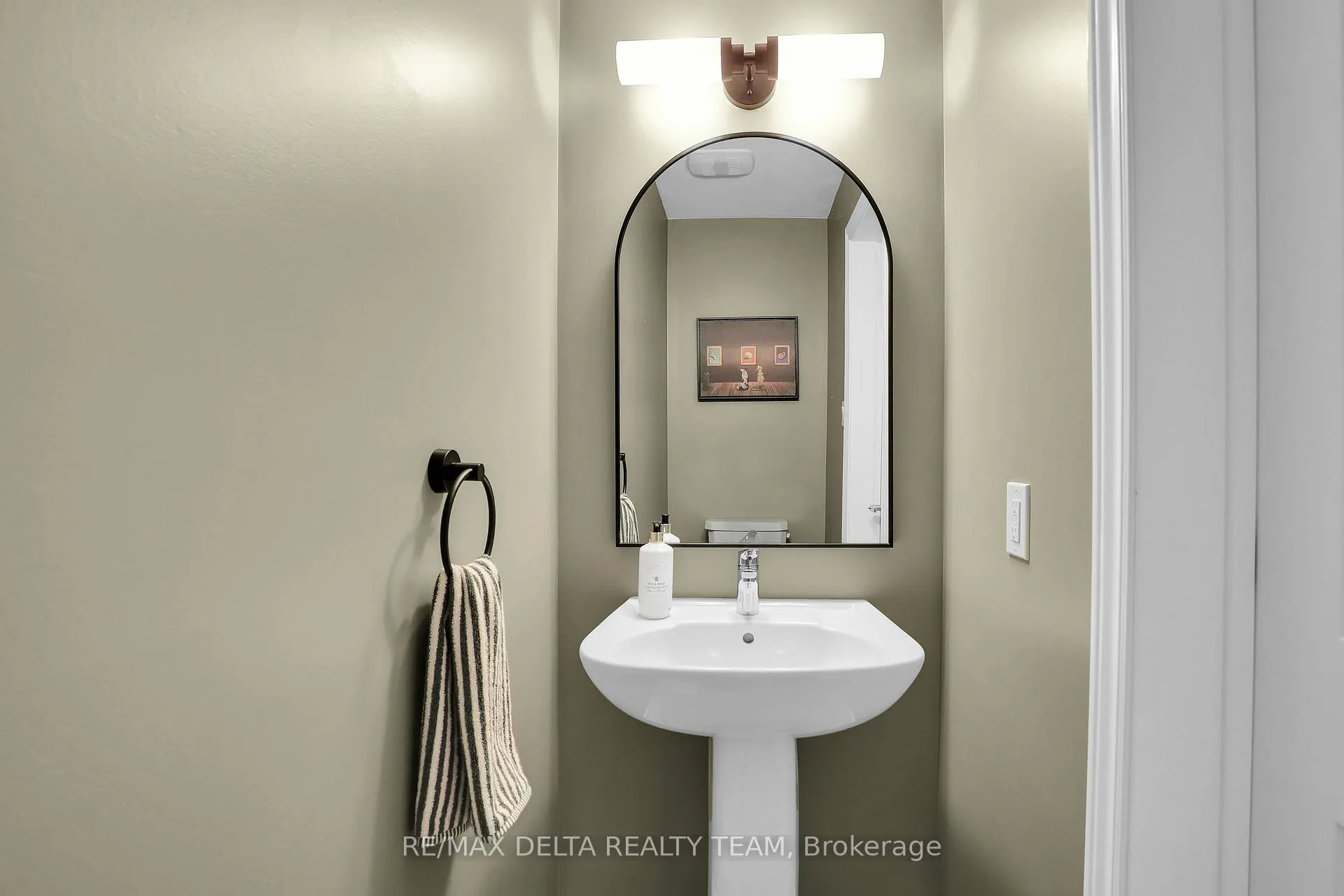 Photo 22 of 607 Prominence Way, Ottawa, Avalon East — HOMEH