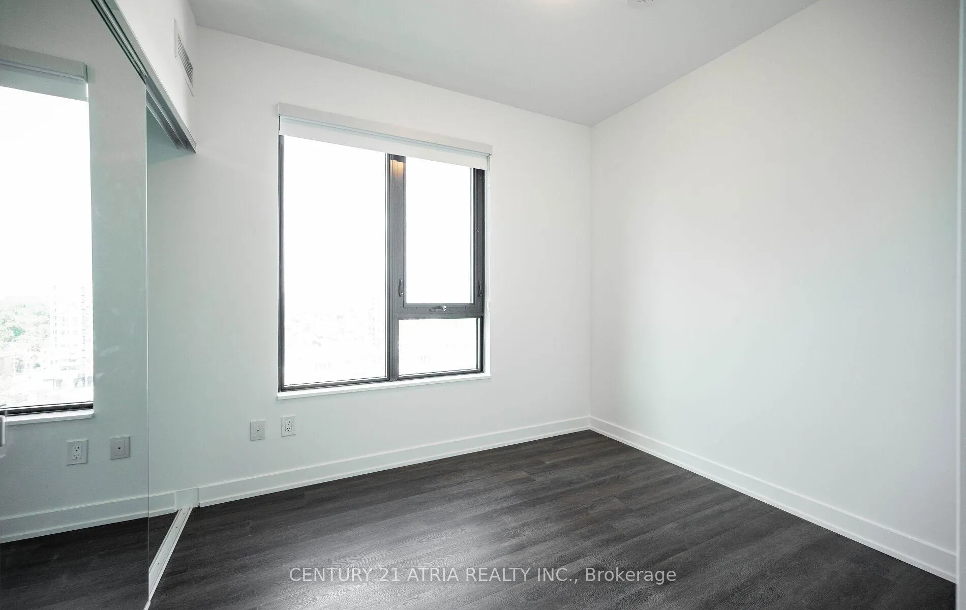 Photo 14 of Unit 1109, 2075 Lakeshore Road, Burlington, Brant — HOMEH
