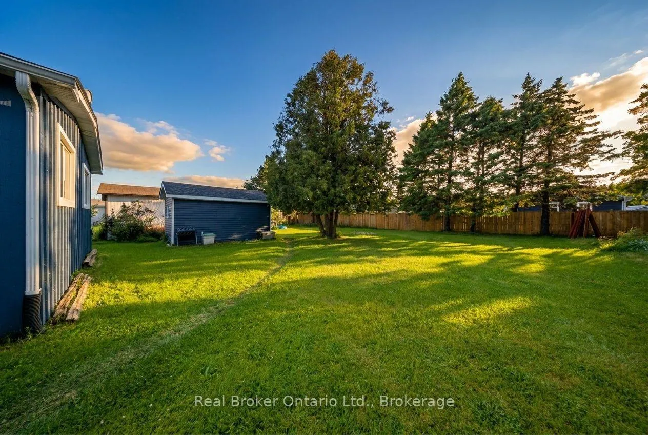 Photo 22 of 105 Meadows Drive, West Grey — HOMEH