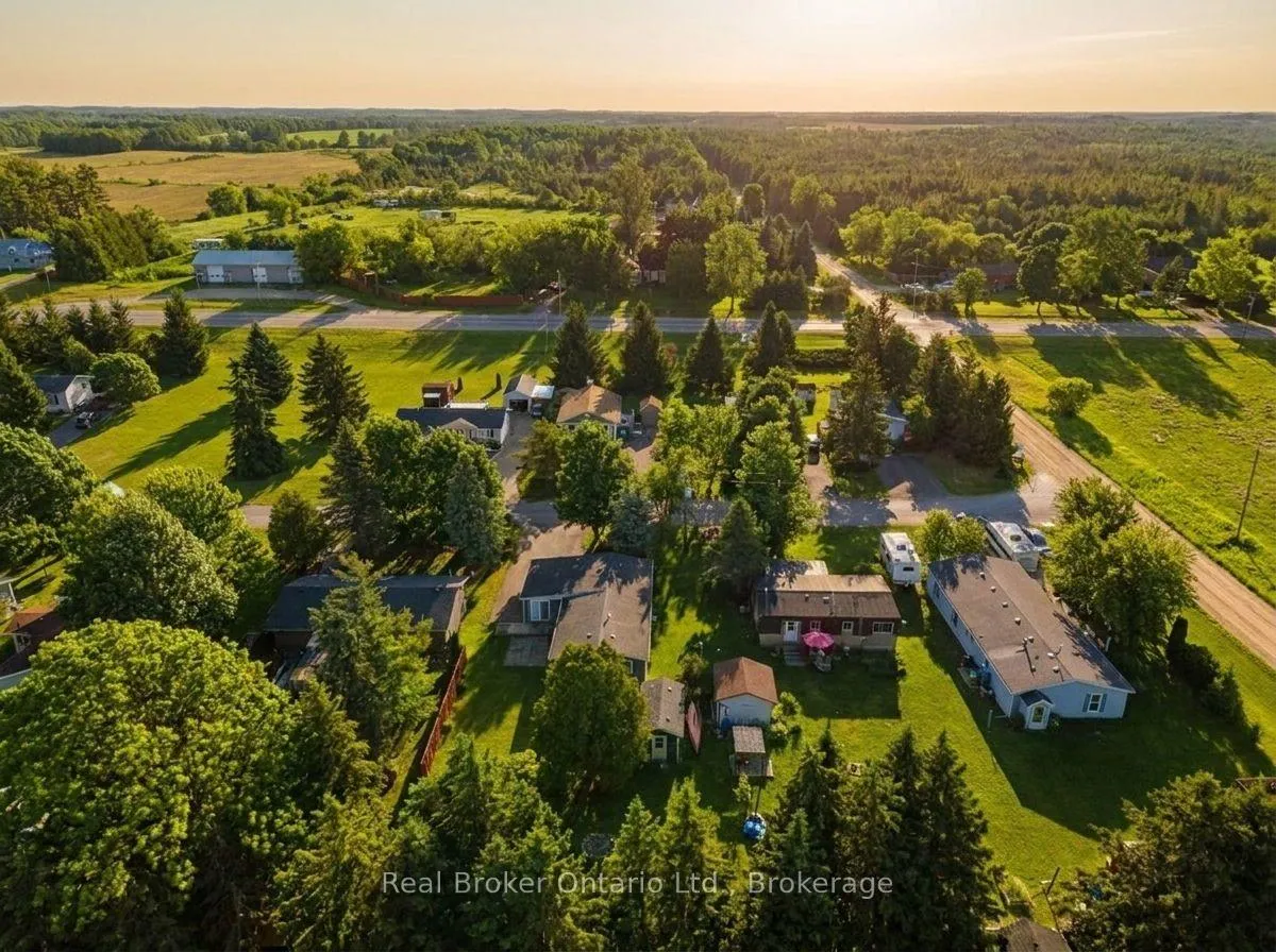 Photo 28 of 105 Meadows Drive, West Grey — HOMEH
