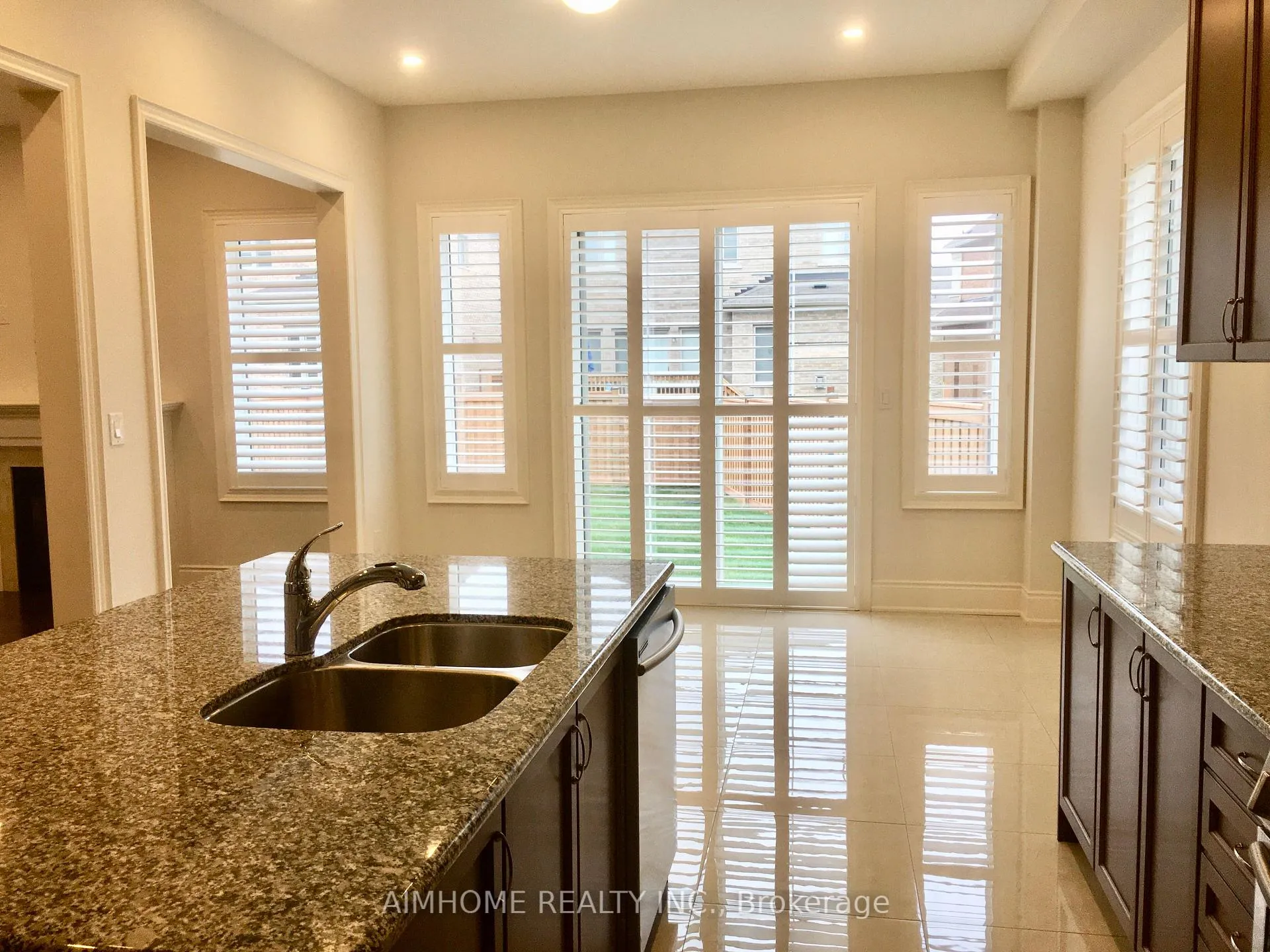 Photo 10 of 3133 William Rose Way, Oakville, Joshua Meadows — HOMEH