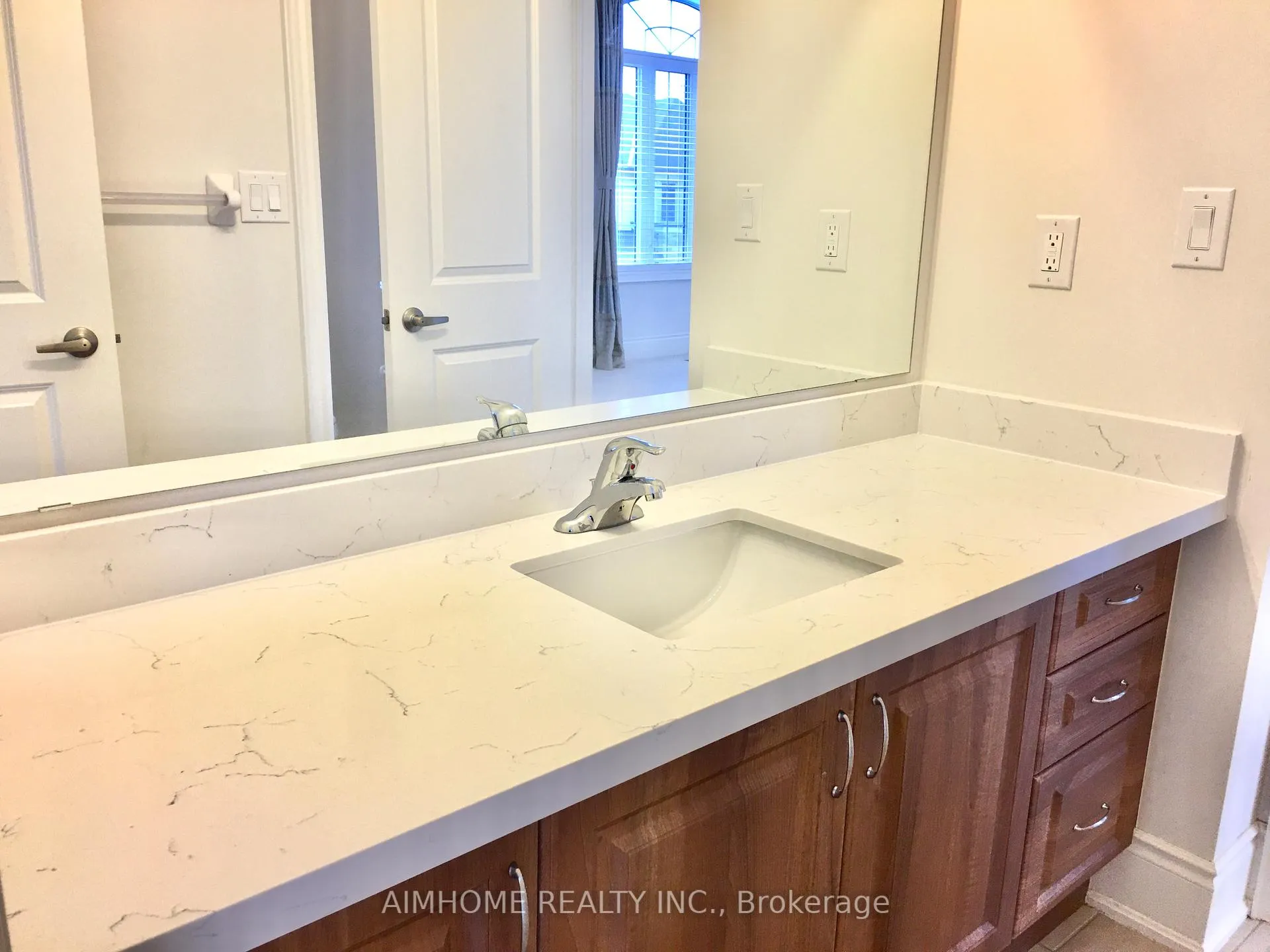 Photo 21 of 3133 William Rose Way, Oakville, Joshua Meadows — HOMEH