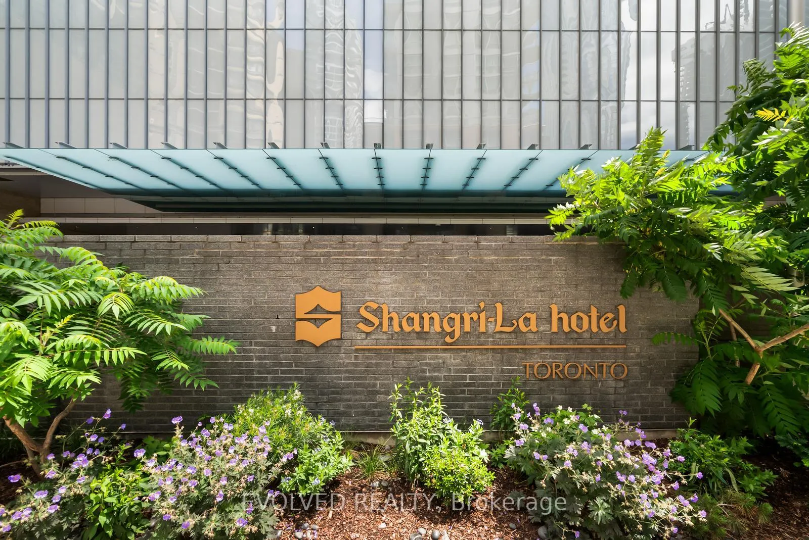 Photo 1 of Unit 3304, 180 University Avenue, Toronto, Bay Street Corridor — HOMEH