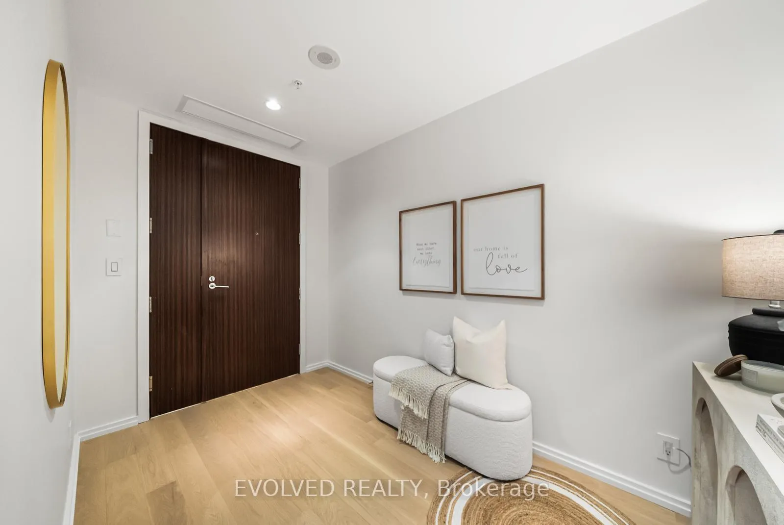 Photo 4 of Unit 3304, 180 University Avenue, Toronto, Bay Street Corridor — HOMEH
