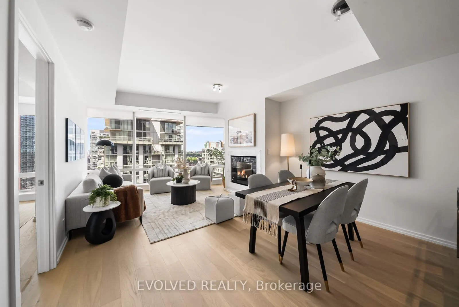 Photo 10 of Unit 3304, 180 University Avenue, Toronto, Bay Street Corridor — HOMEH