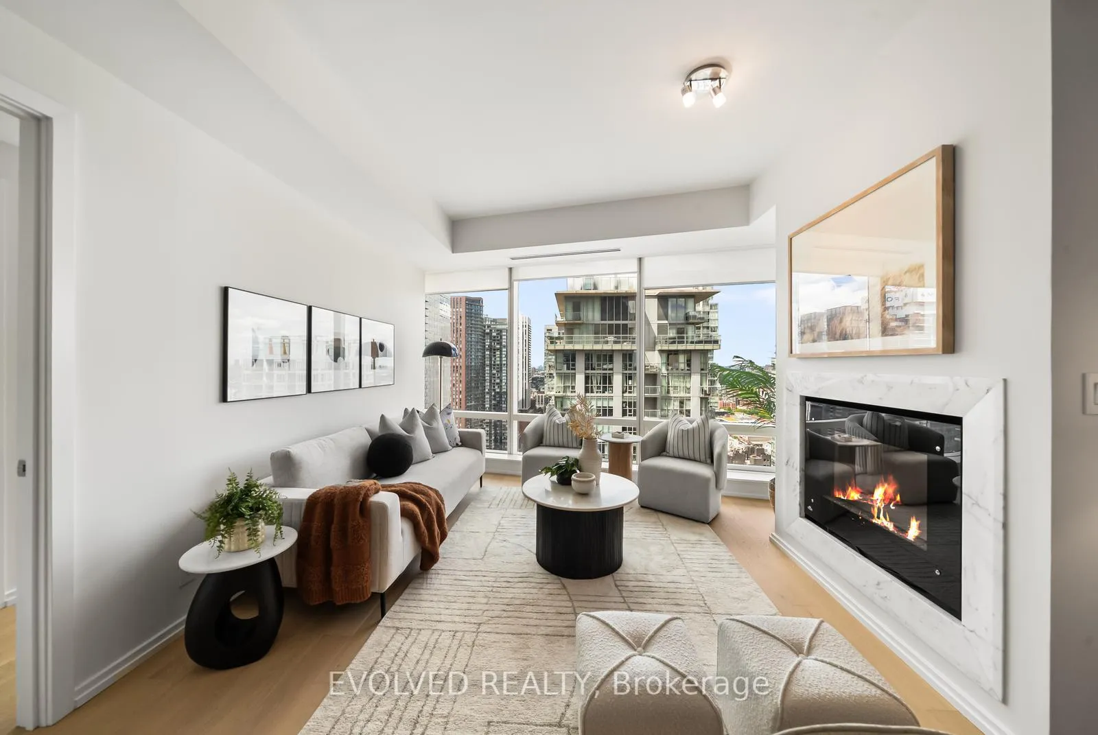 Photo 16 of Unit 3304, 180 University Avenue, Toronto, Bay Street Corridor — HOMEH