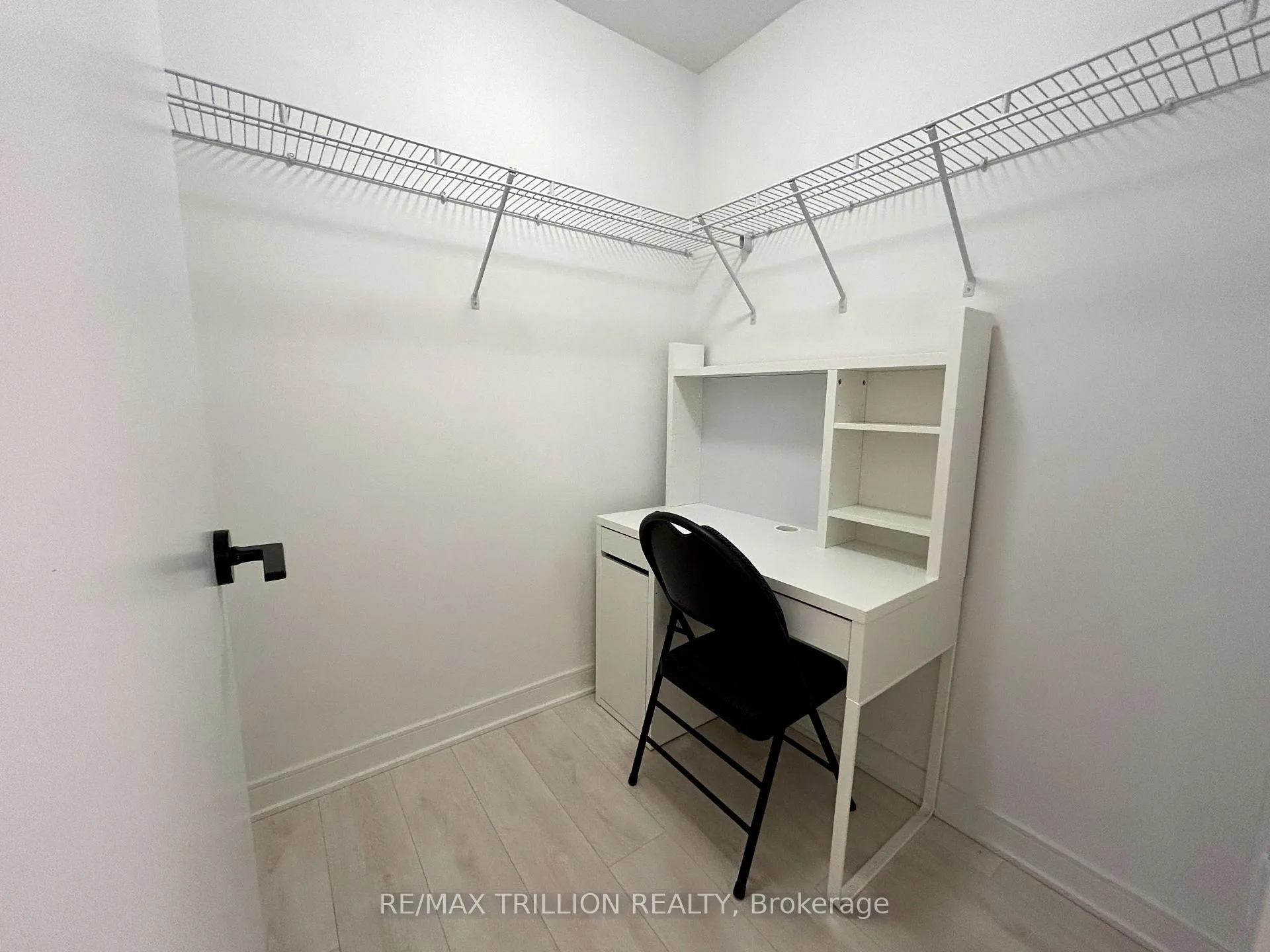 Photo 3 of Unit S516, 180 Mill Street, Toronto, Waterfront Communities — HOMEH