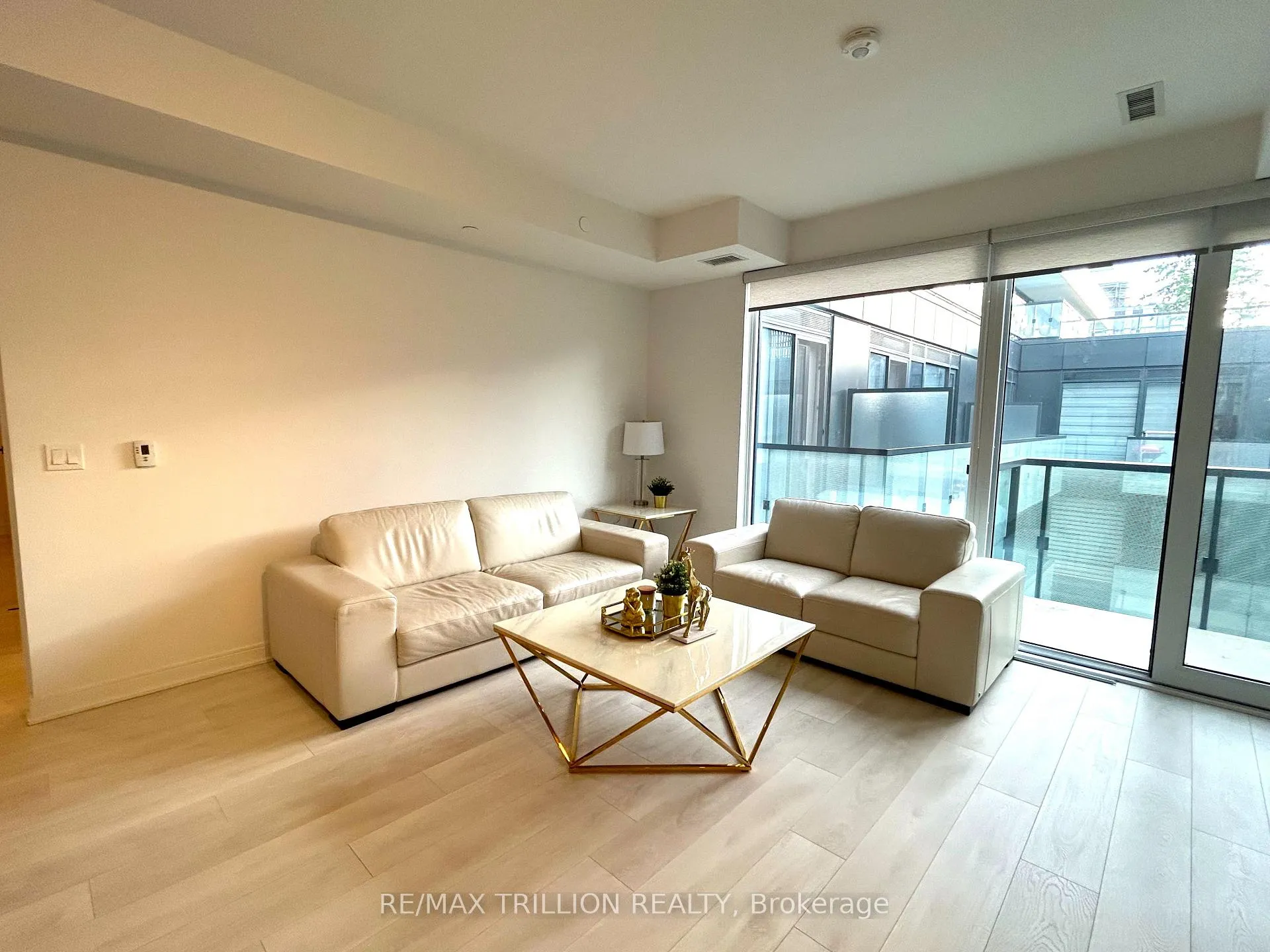 Photo 5 of Unit S516, 180 Mill Street, Toronto, Waterfront Communities — HOMEH