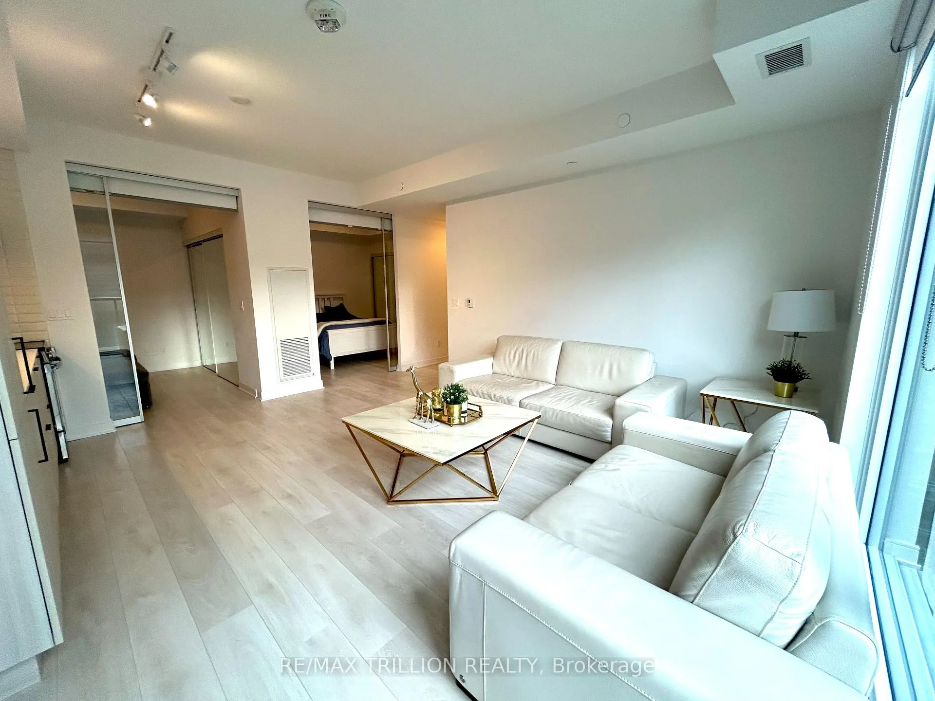 Photo 6 of Unit S516, 180 Mill Street, Toronto, Waterfront Communities — HOMEH