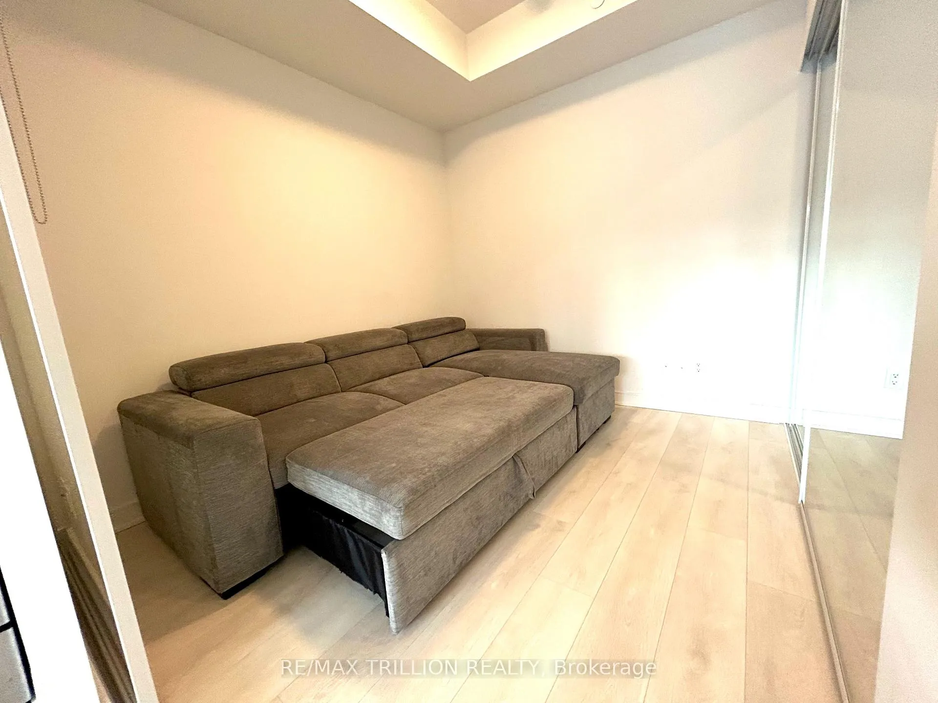 Photo 12 of Unit S516, 180 Mill Street, Toronto, Waterfront Communities — HOMEH
