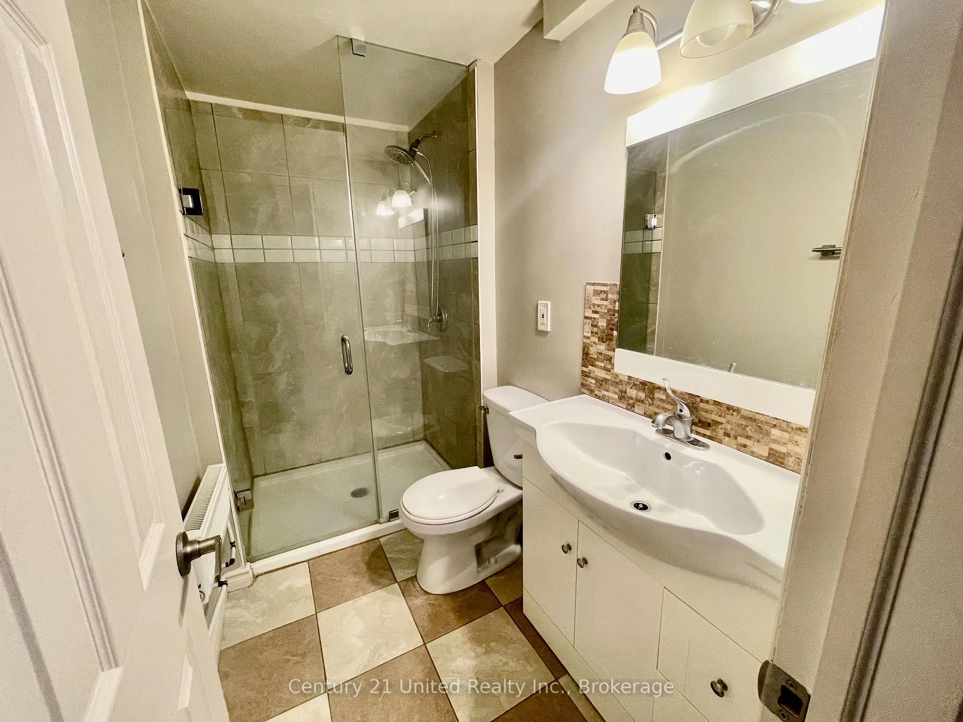 Photo 3 of Unit 6, 172.5 Hunter Street W, Peterborough, Town Ward 3 — HOMEH