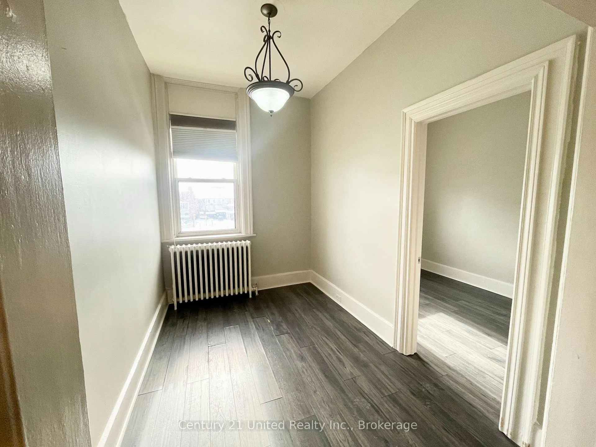 Photo 6 of Unit 6, 172.5 Hunter Street W, Peterborough, Town Ward 3 — HOMEH
