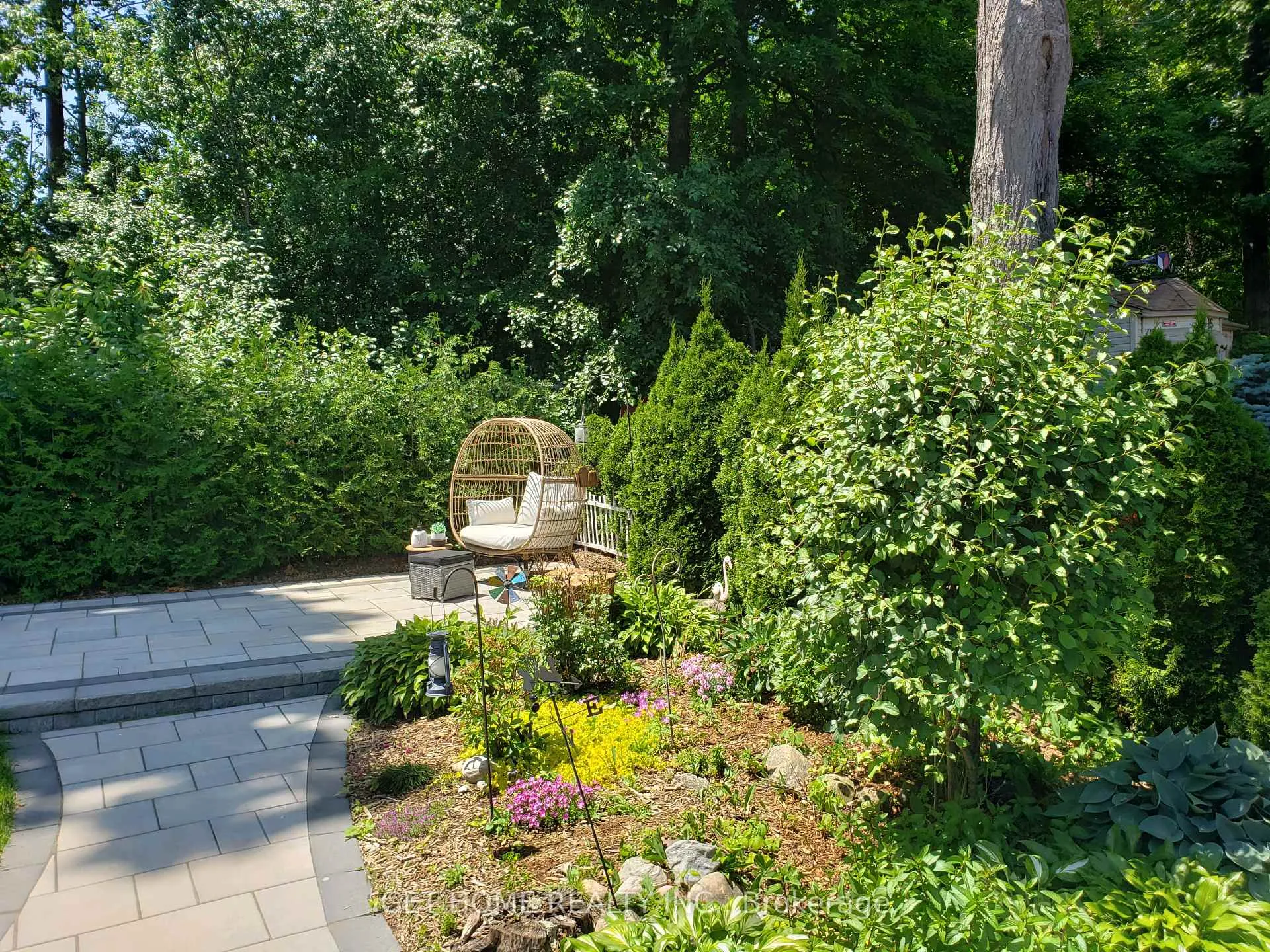 Photo 6 of 19 Oprington Drive, Kitchener — HOMEH