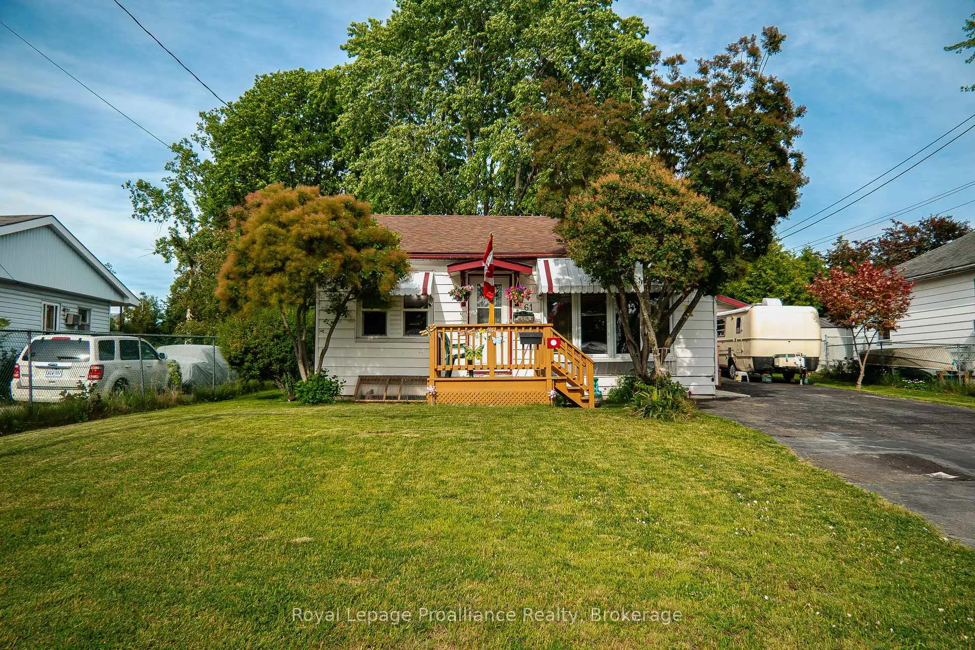 Photo 3 of 61 Orchard Drive, Belleville, Belleville Ward — HOMEH