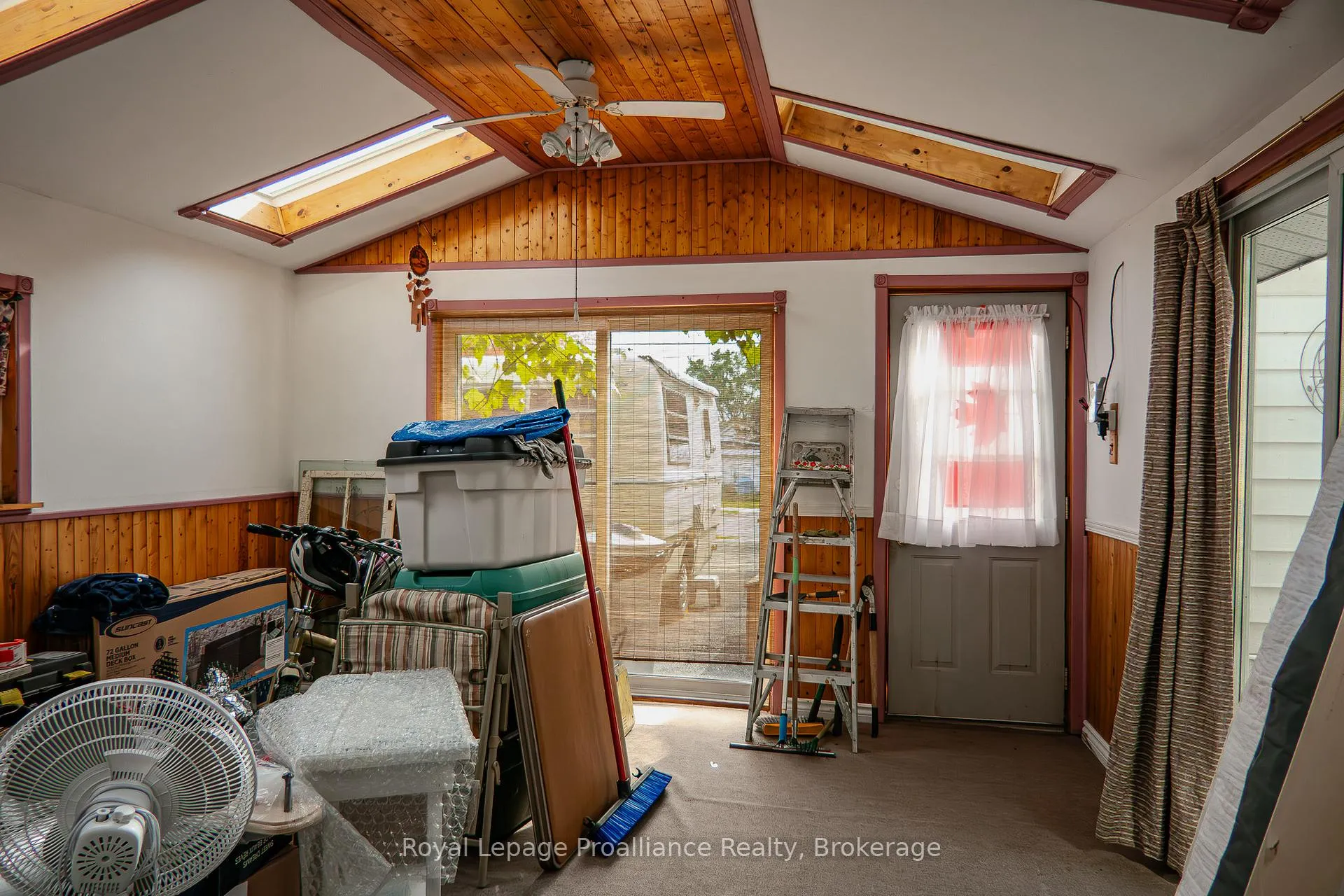 Photo 44 of 61 Orchard Drive, Belleville, Belleville Ward — HOMEH