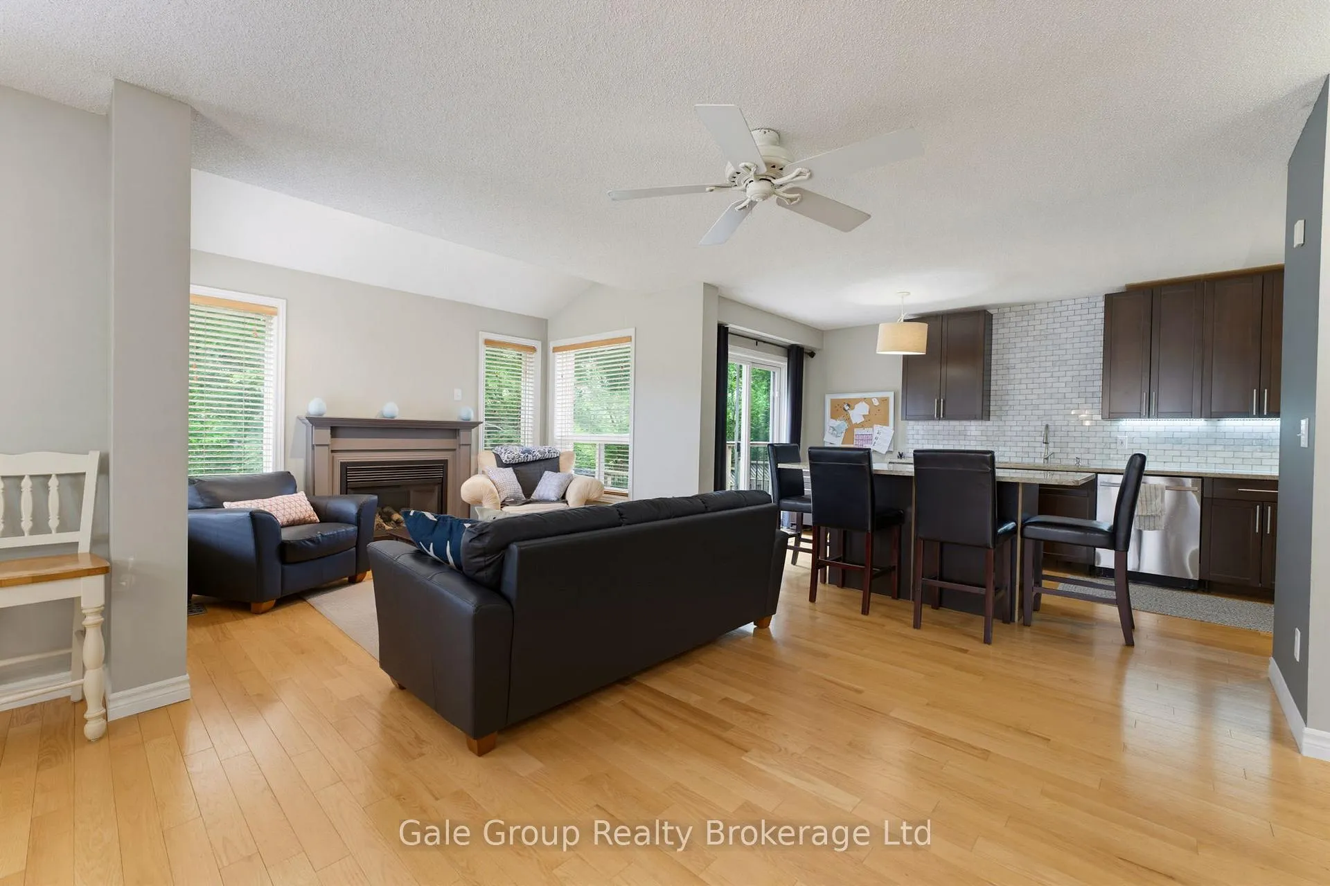 Photo 9 of 209 Hilltop Drive, North Dumfries — HOMEH