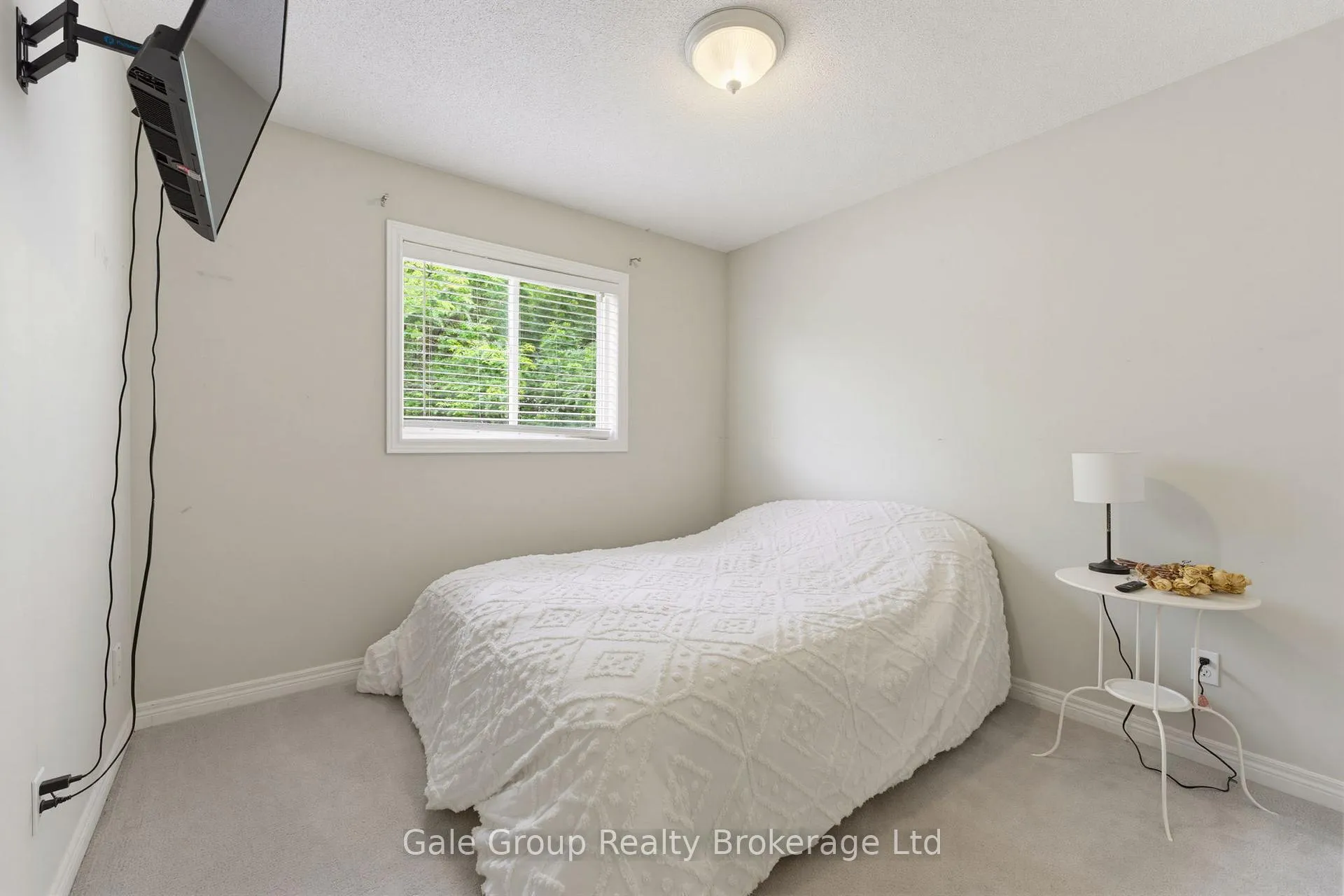 Photo 22 of 209 Hilltop Drive, North Dumfries — HOMEH