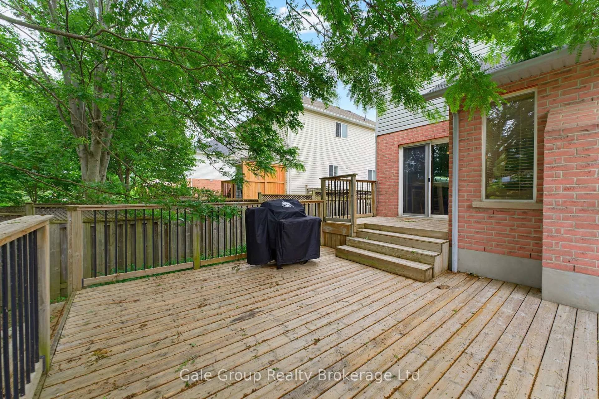 Photo 30 of 209 Hilltop Drive, North Dumfries — HOMEH