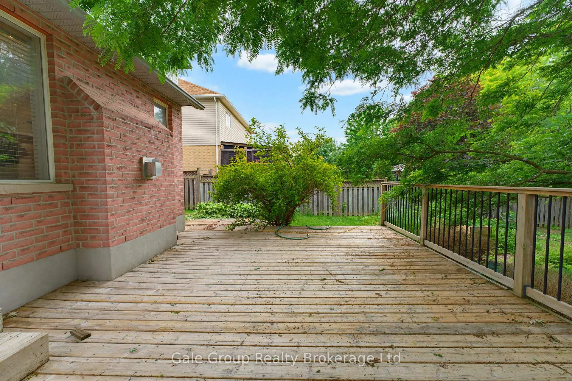 Photo 31 of 209 Hilltop Drive, North Dumfries — HOMEH