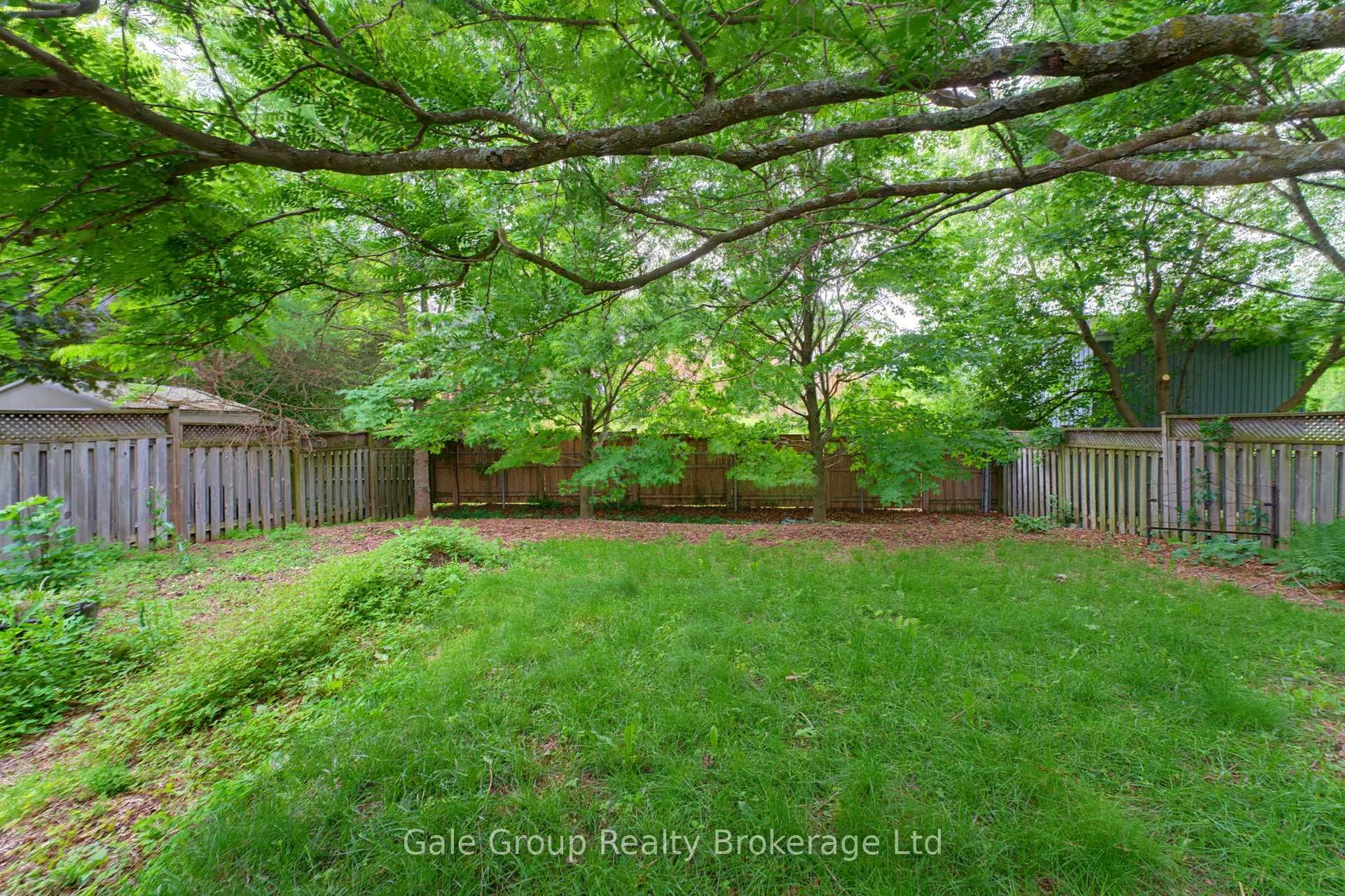 Photo 36 of 209 Hilltop Drive, North Dumfries — HOMEH