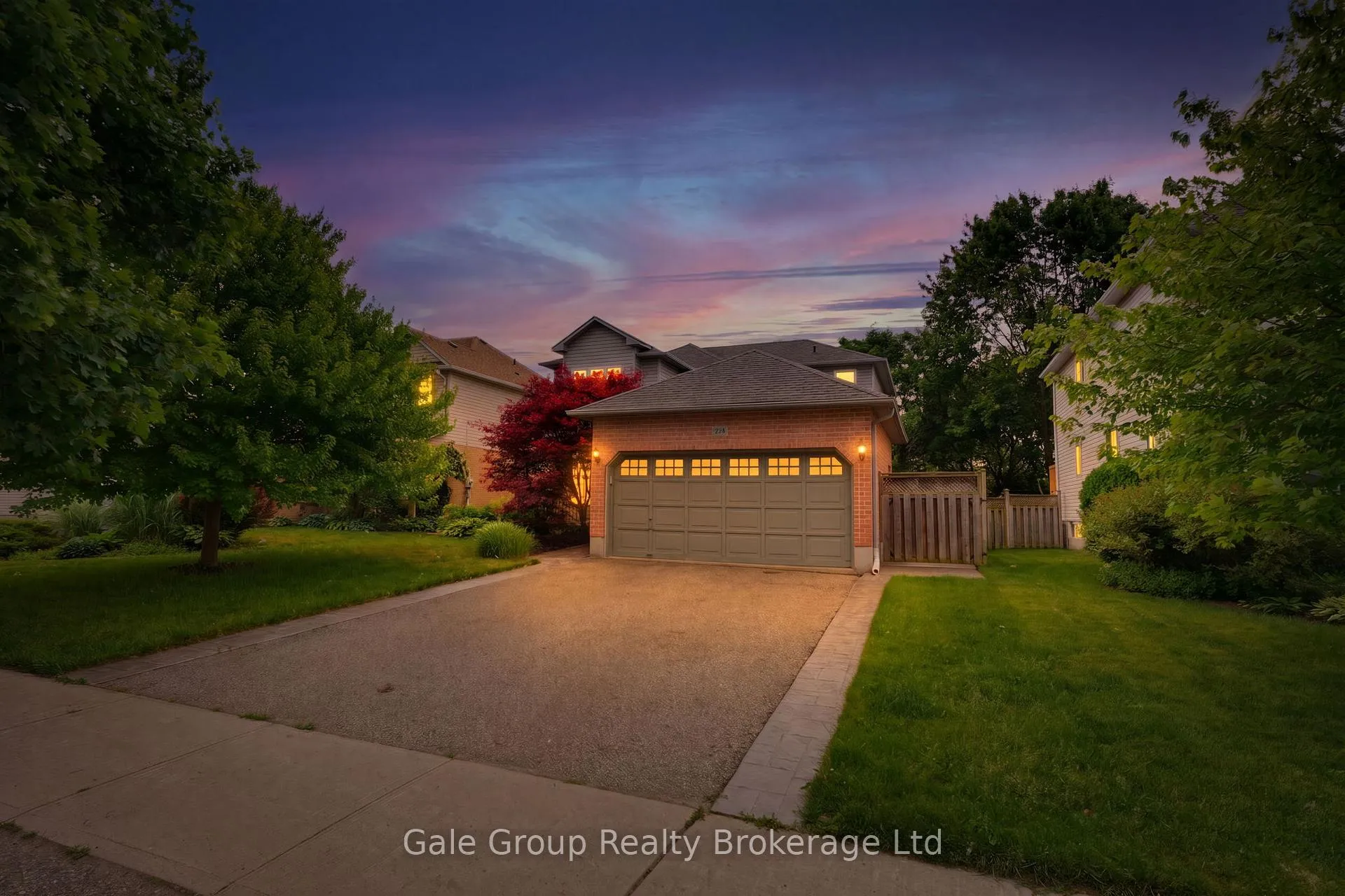Photo 37 of 209 Hilltop Drive, North Dumfries — HOMEH
