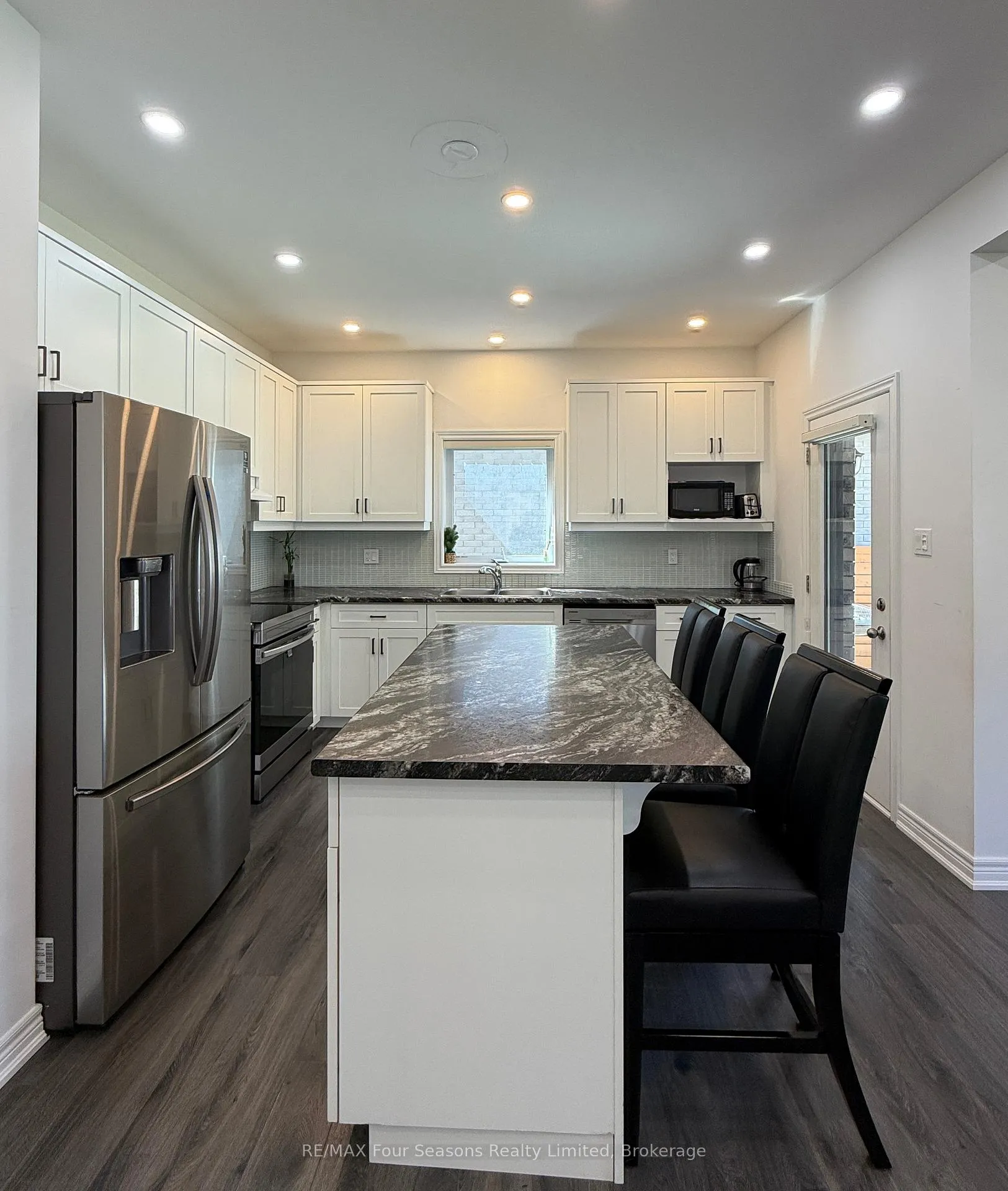 Photo 9 of 72 McLean Avenue, Collingwood — HOMEH