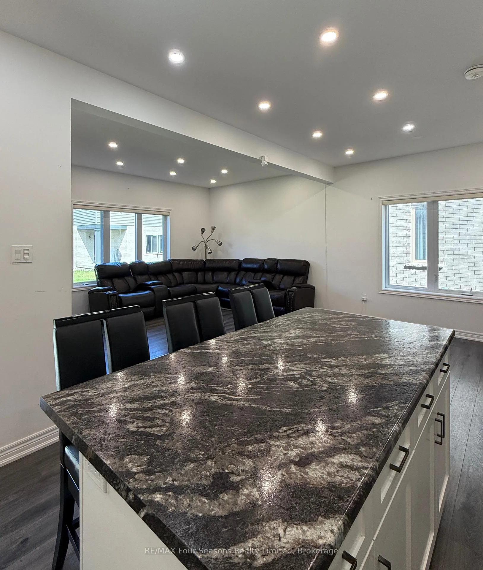 Photo 10 of 72 McLean Avenue, Collingwood — HOMEH