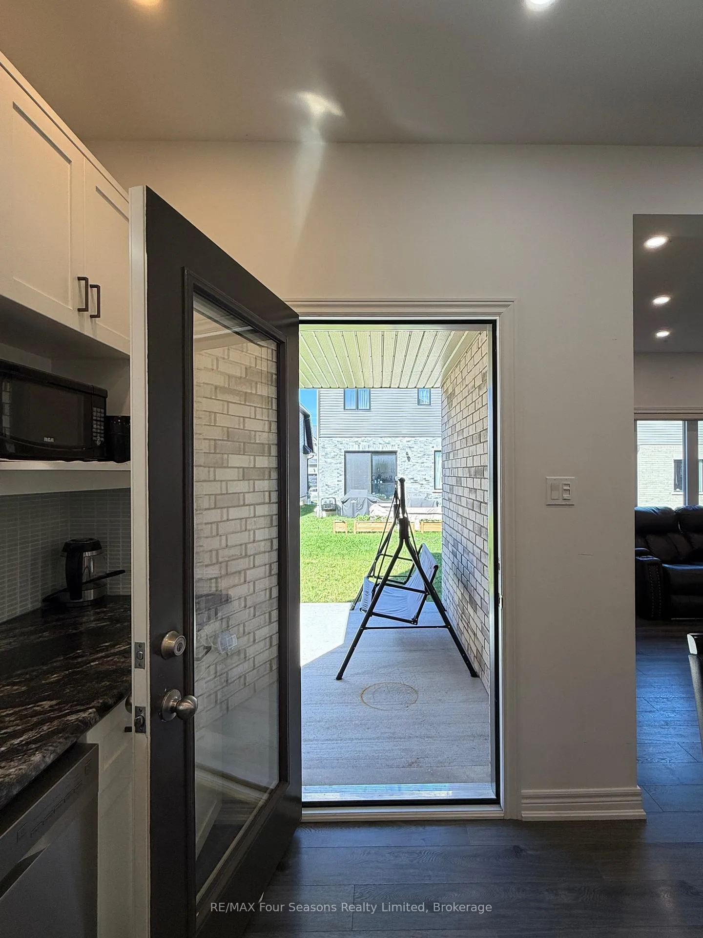 Photo 12 of 72 McLean Avenue, Collingwood — HOMEH