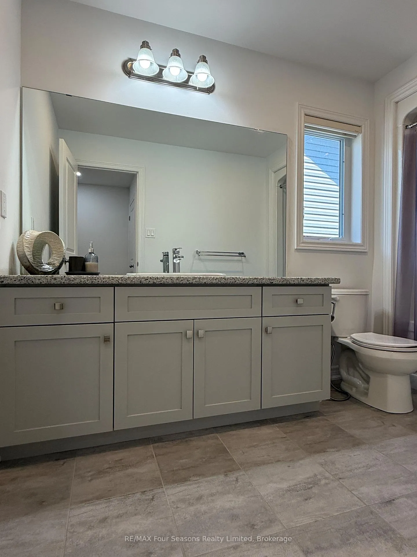 Photo 22 of 72 McLean Avenue, Collingwood — HOMEH