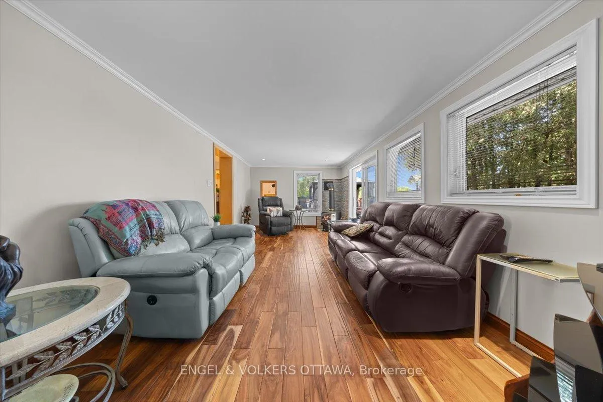 Photo 15 of 2481 Manse Road, Ottawa, Cumberland Village — HOMEH