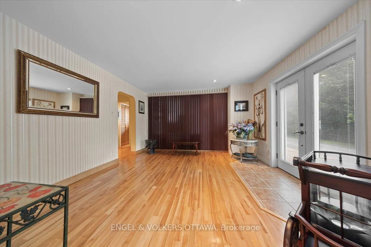 Photo 24 of 2481 Manse Road, Ottawa, Cumberland Village — HOMEH