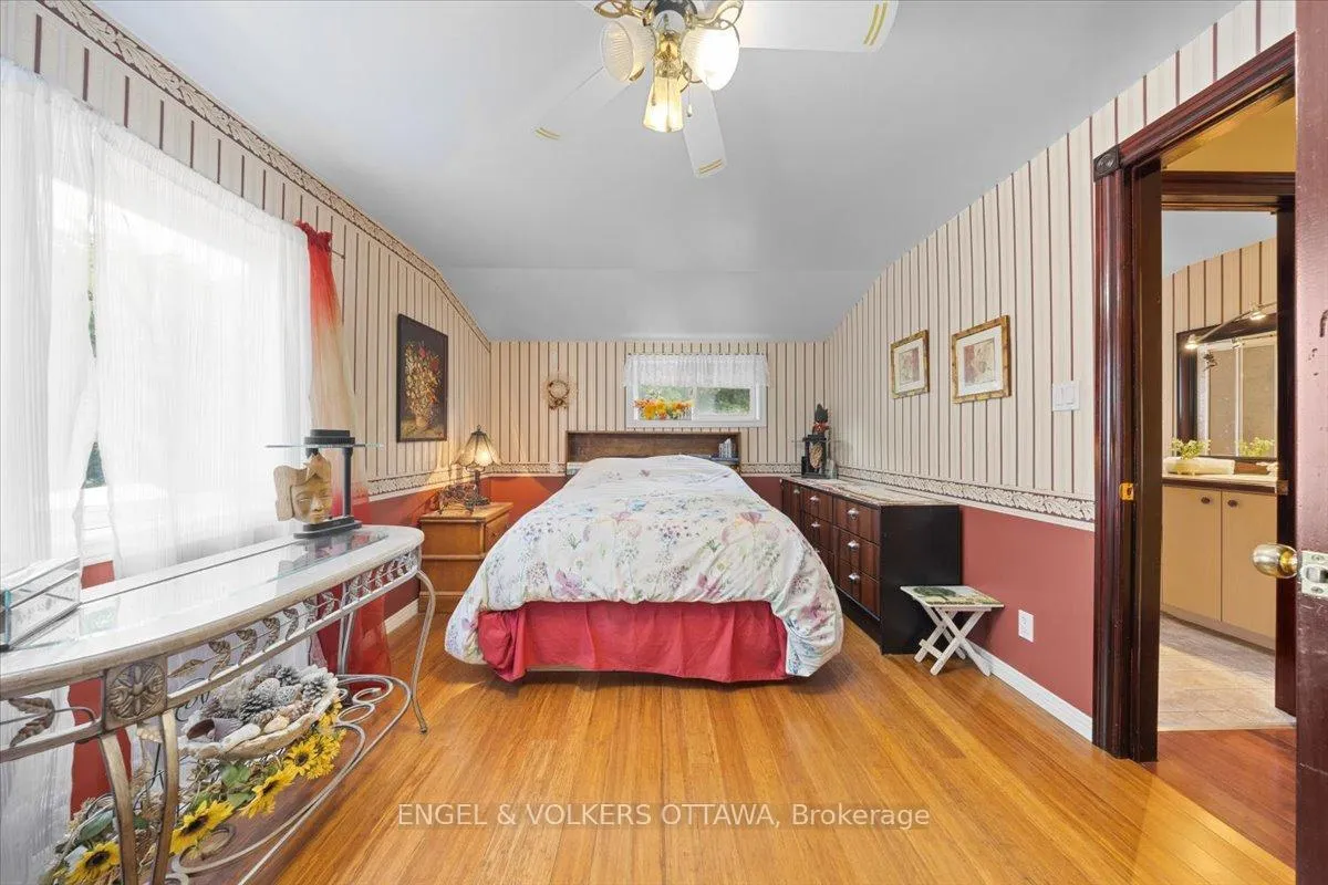 Photo 27 of 2481 Manse Road, Ottawa, Cumberland Village — HOMEH