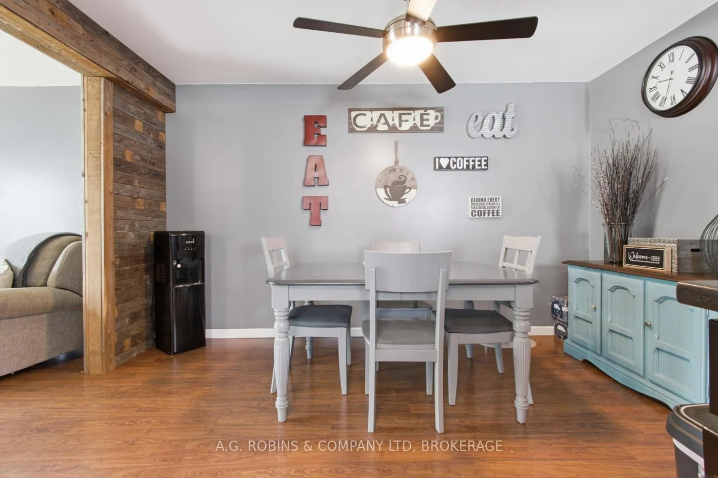 Photo 11 of 10 Chantal Court, Welland, Lincoln/Crowland — HOMEH