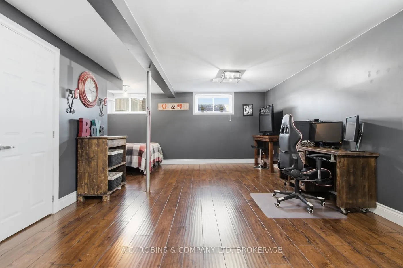 Photo 26 of 10 Chantal Court, Welland, Lincoln/Crowland — HOMEH