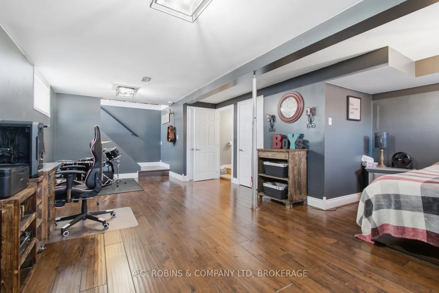 Photo 29 of 10 Chantal Court, Welland, Lincoln/Crowland — HOMEH