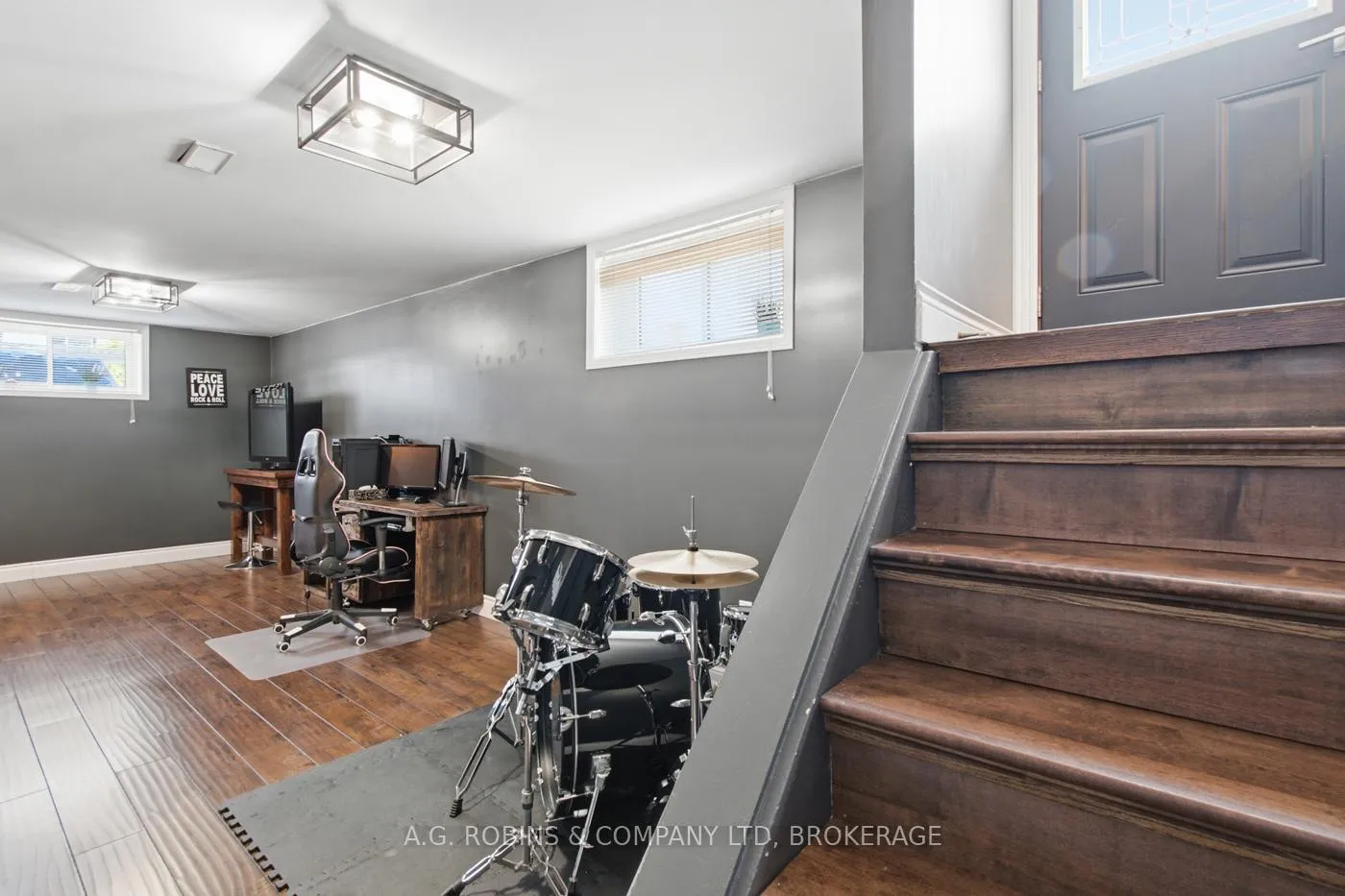 Photo 35 of 10 Chantal Court, Welland, Lincoln/Crowland — HOMEH