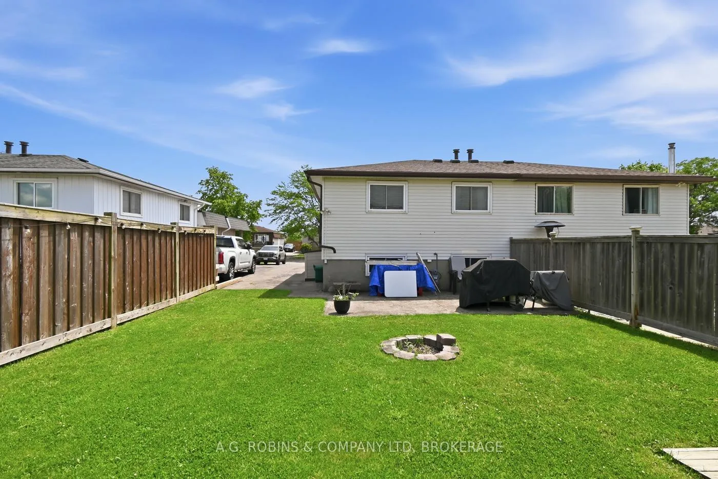 Photo 39 of 10 Chantal Court, Welland, Lincoln/Crowland — HOMEH