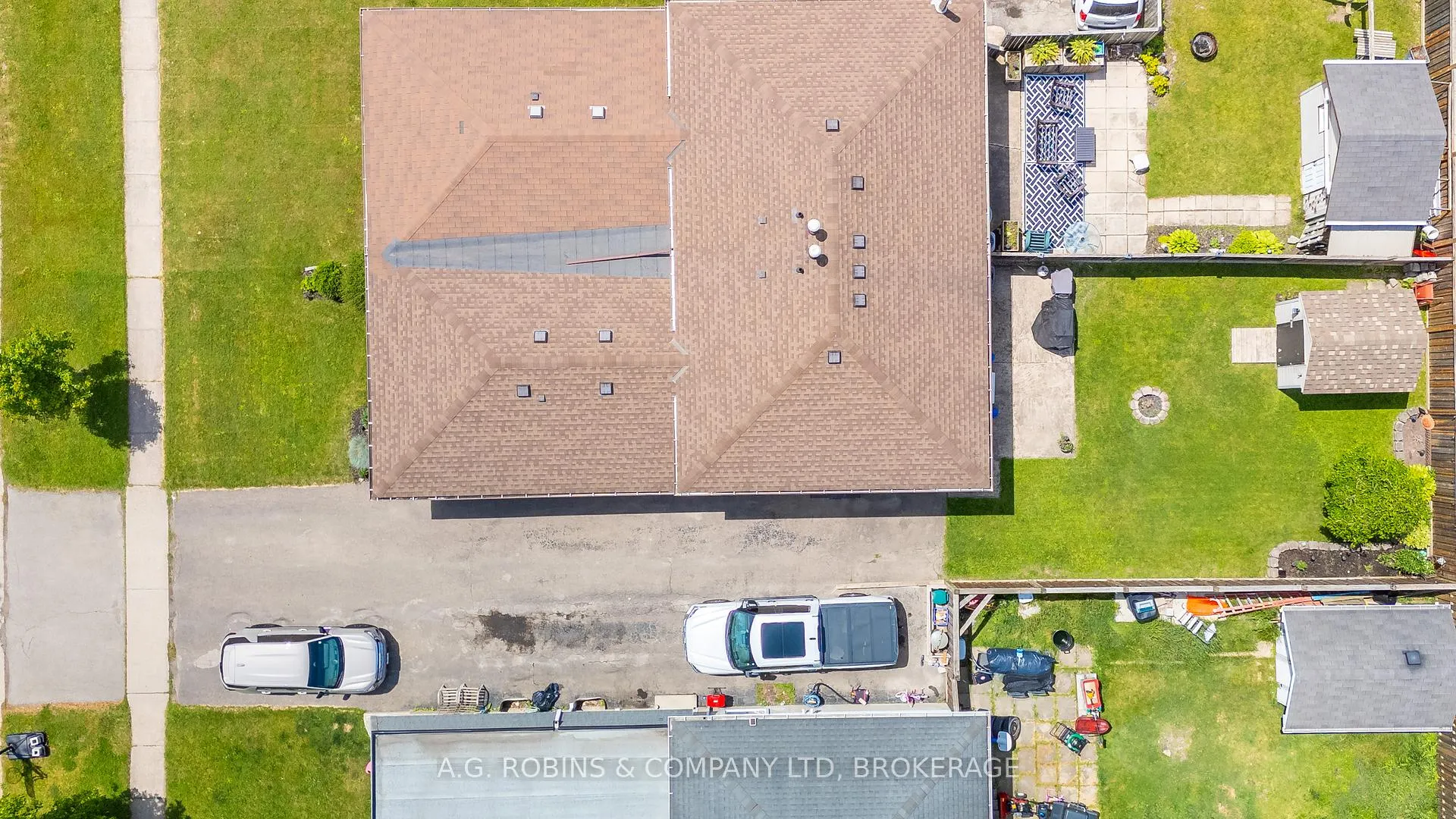 Photo 44 of 10 Chantal Court, Welland, Lincoln/Crowland — HOMEH