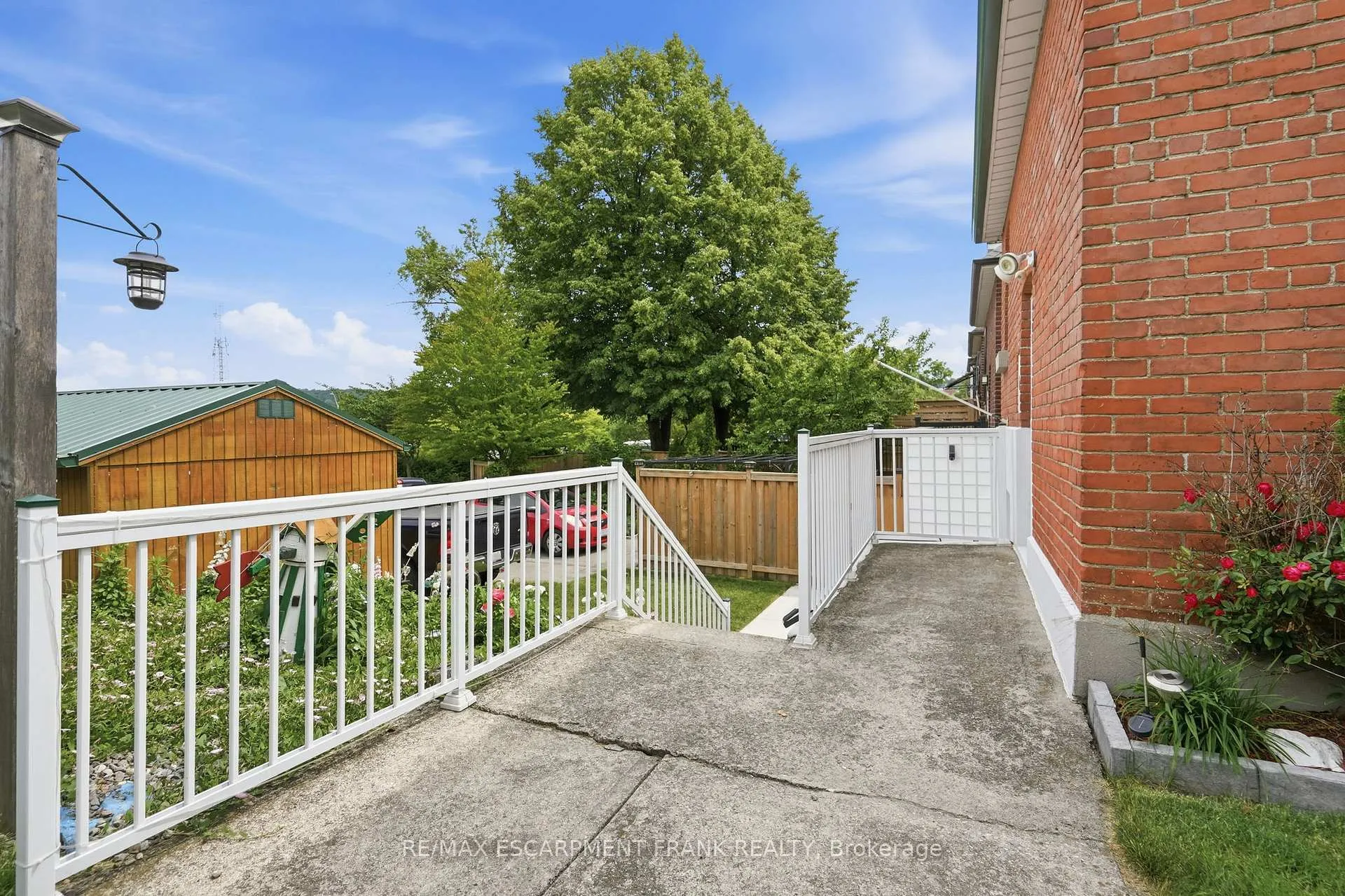 Photo 37 of 67 Paradise Road S, Hamilton, Westdale — HOMEH
