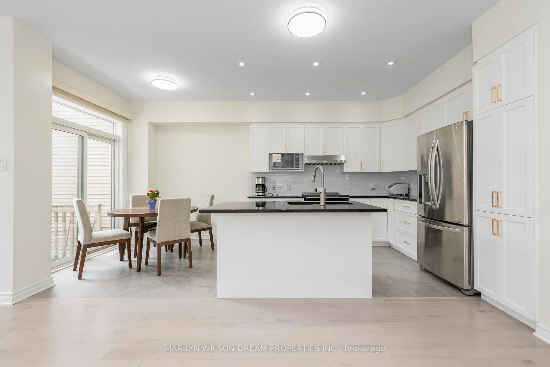 Photo 6 of 139 Popplewell Crescent, Ottawa, Barrhaven - Cedargrove/Fraserdale — HOMEH