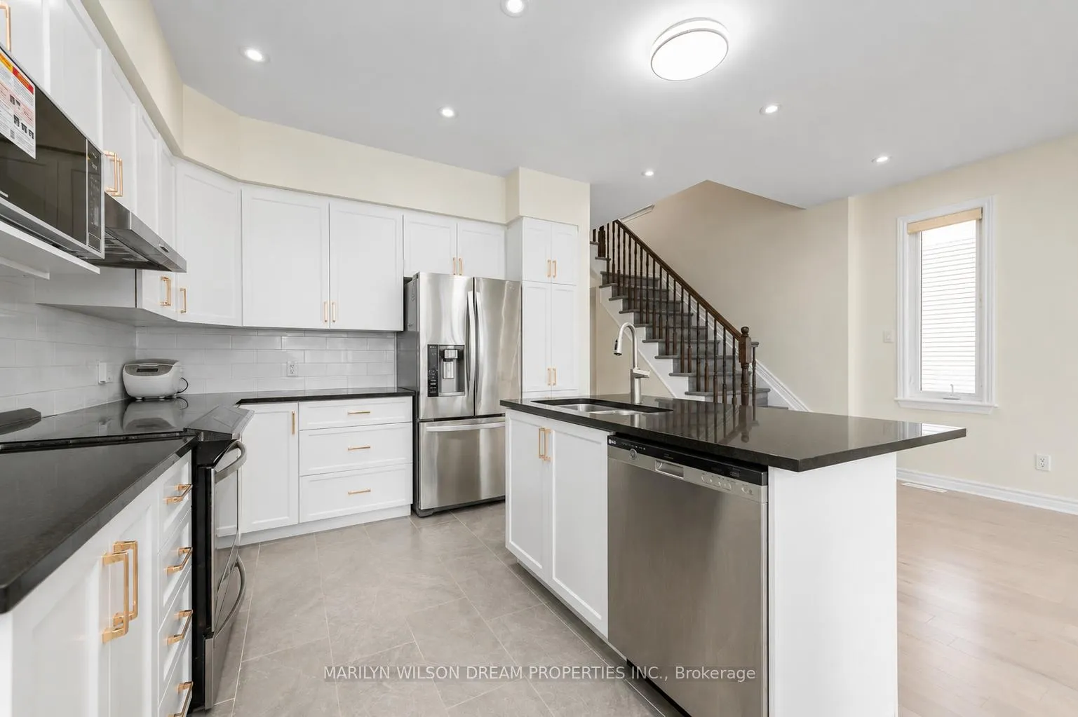 Photo 7 of 139 Popplewell Crescent, Ottawa, Barrhaven - Cedargrove/Fraserdale — HOMEH