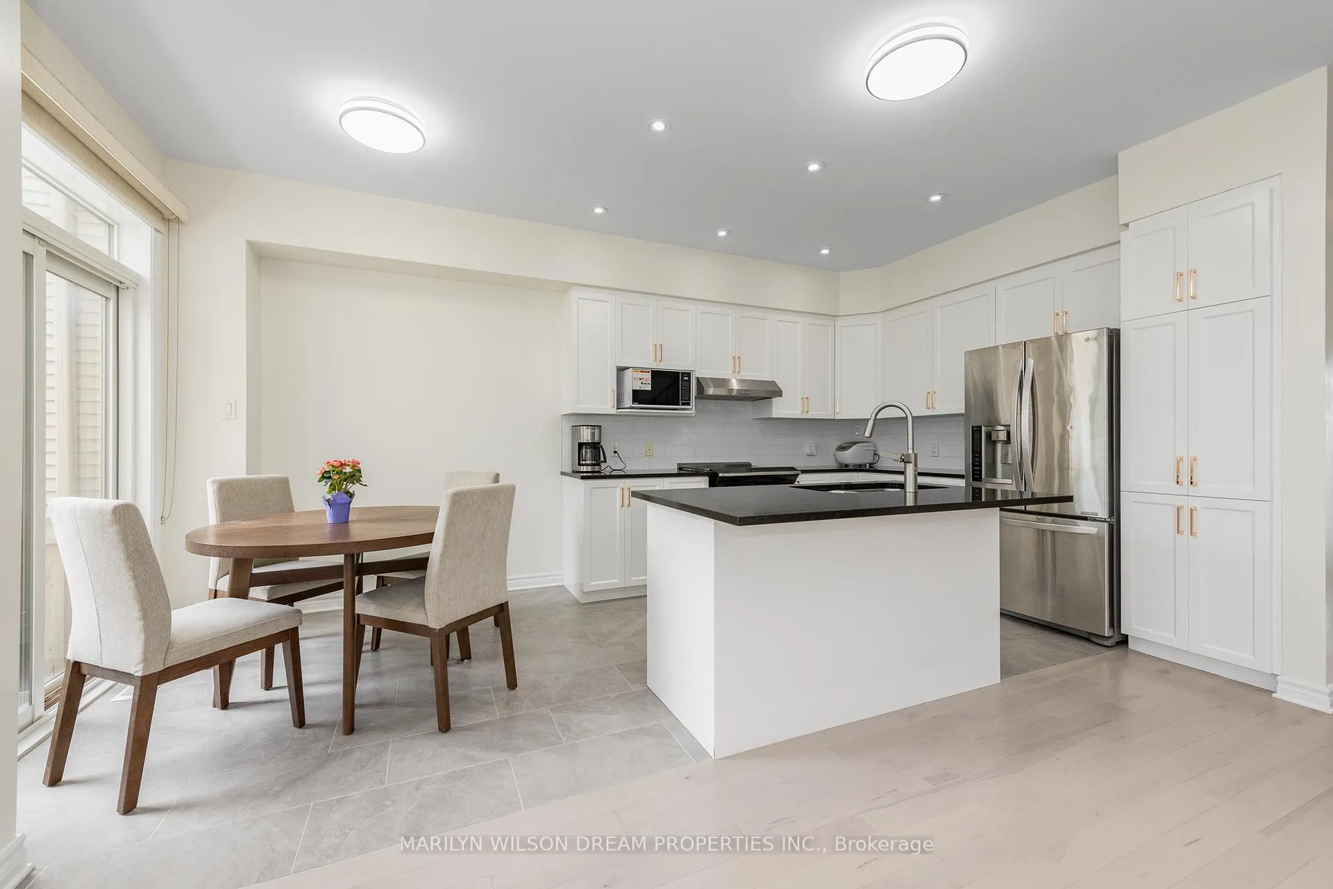 Photo 11 of 139 Popplewell Crescent, Ottawa, Barrhaven - Cedargrove/Fraserdale — HOMEH