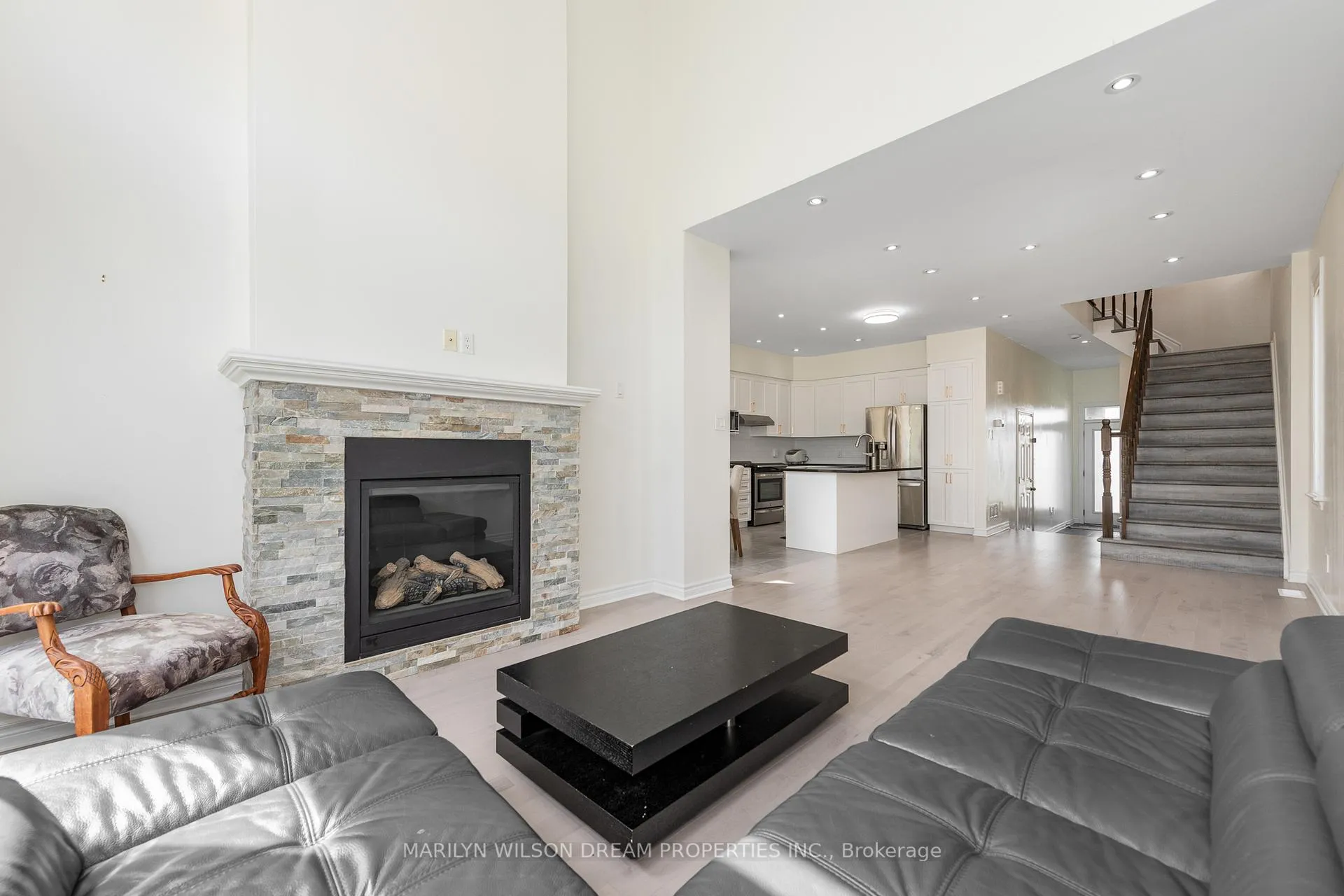 Photo 16 of 139 Popplewell Crescent, Ottawa, Barrhaven - Cedargrove/Fraserdale — HOMEH