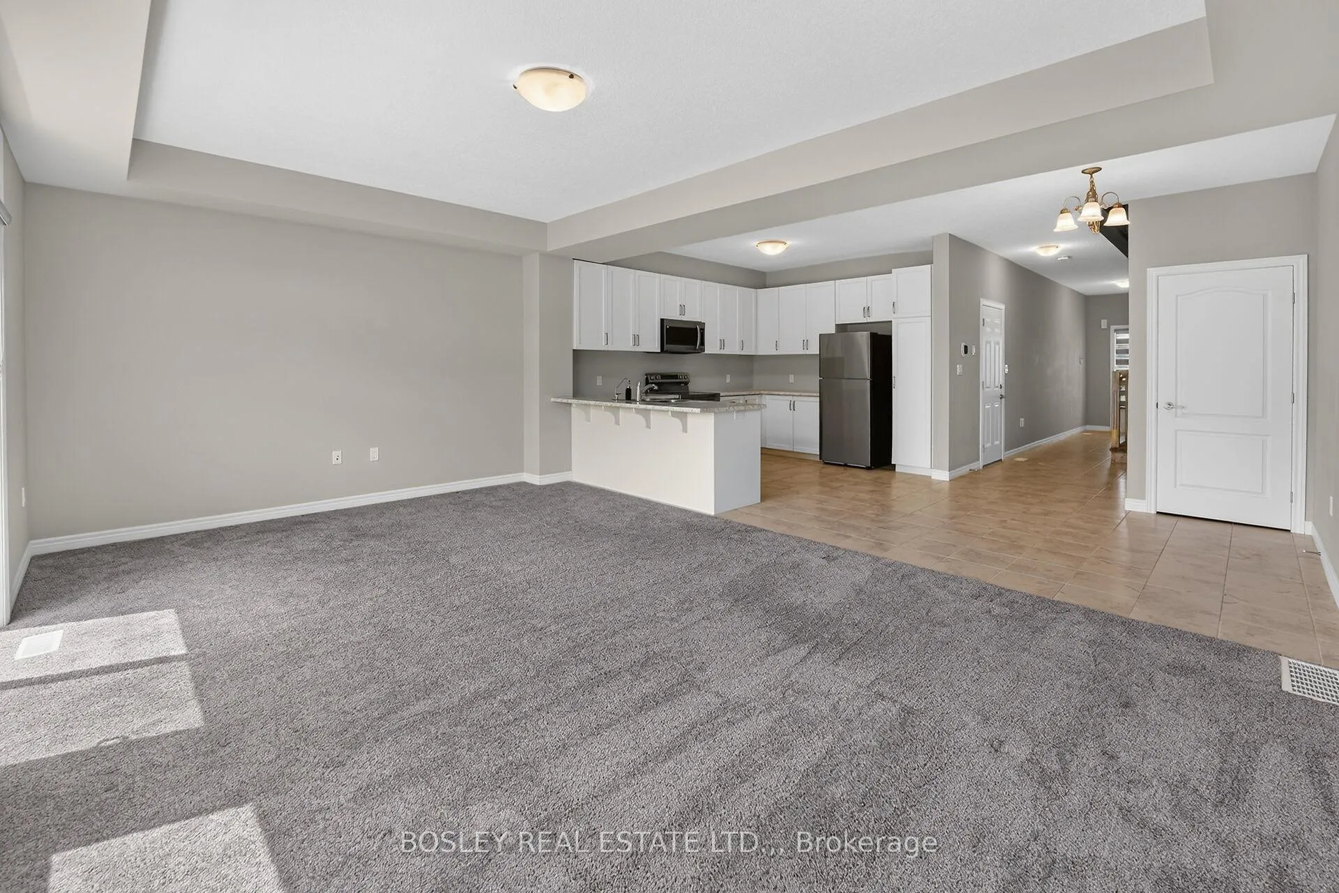 Photo 9 of 10 Zoe Lane, Hamilton, Binbrook — HOMEH