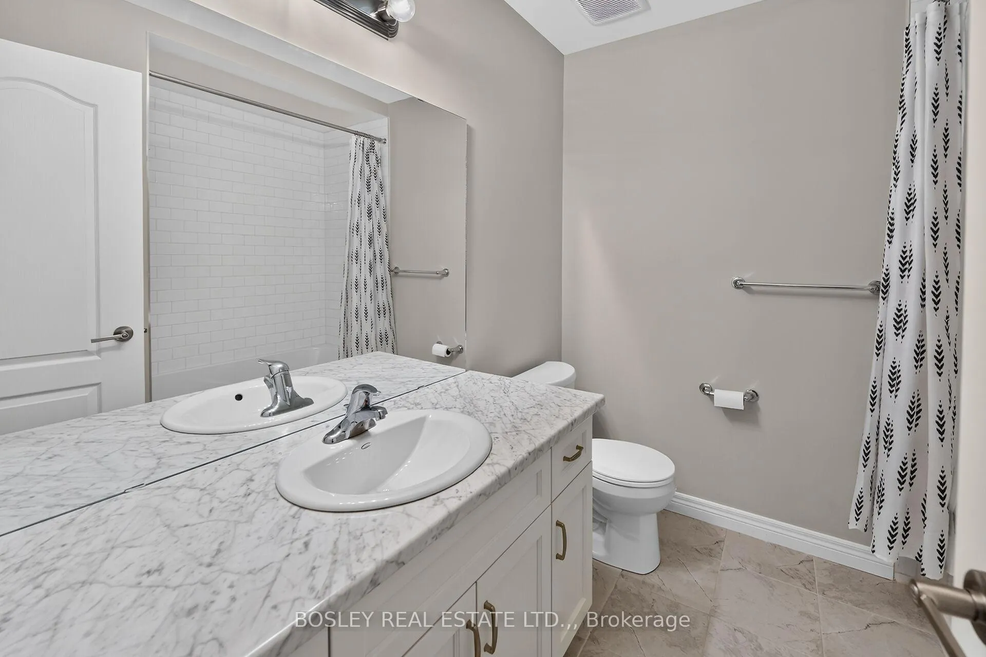 Photo 25 of 10 Zoe Lane, Hamilton, Binbrook — HOMEH