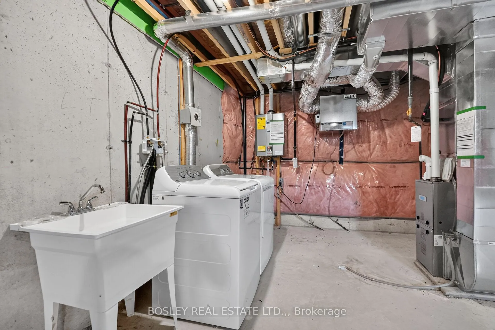 Photo 28 of 10 Zoe Lane, Hamilton, Binbrook — HOMEH