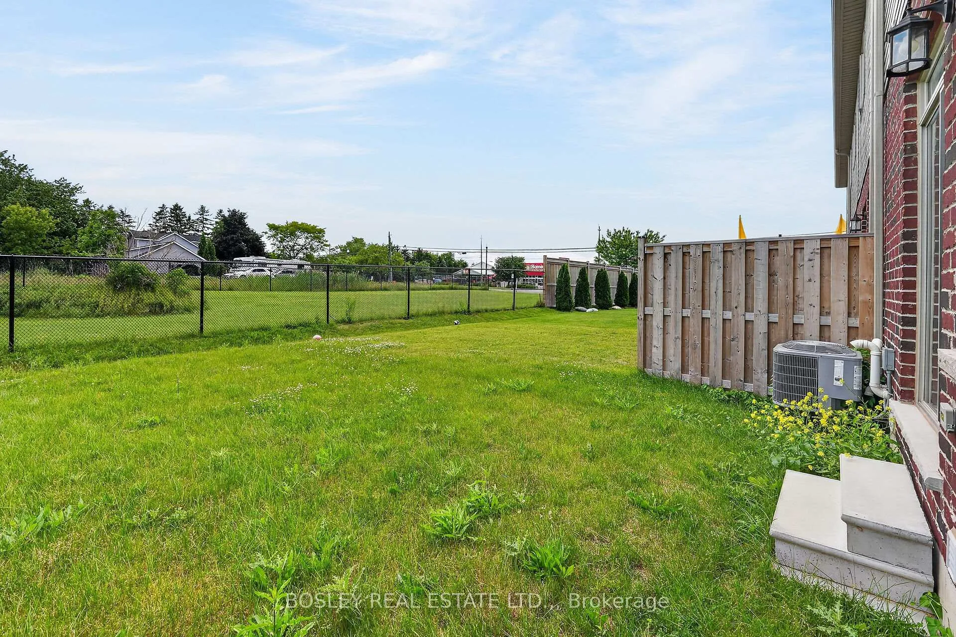 Photo 31 of 10 Zoe Lane, Hamilton, Binbrook — HOMEH